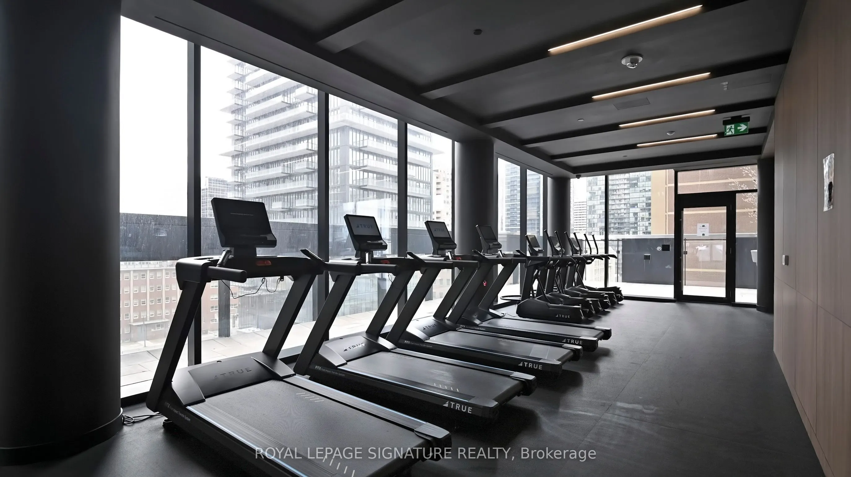 61 Charles Street E, #402