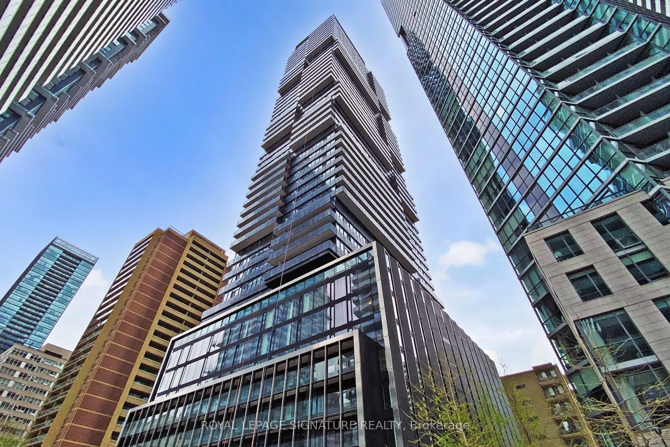 61 Charles Street E, #402