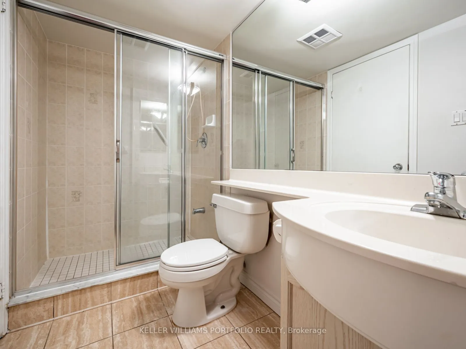 600 Queens Quay W, #307