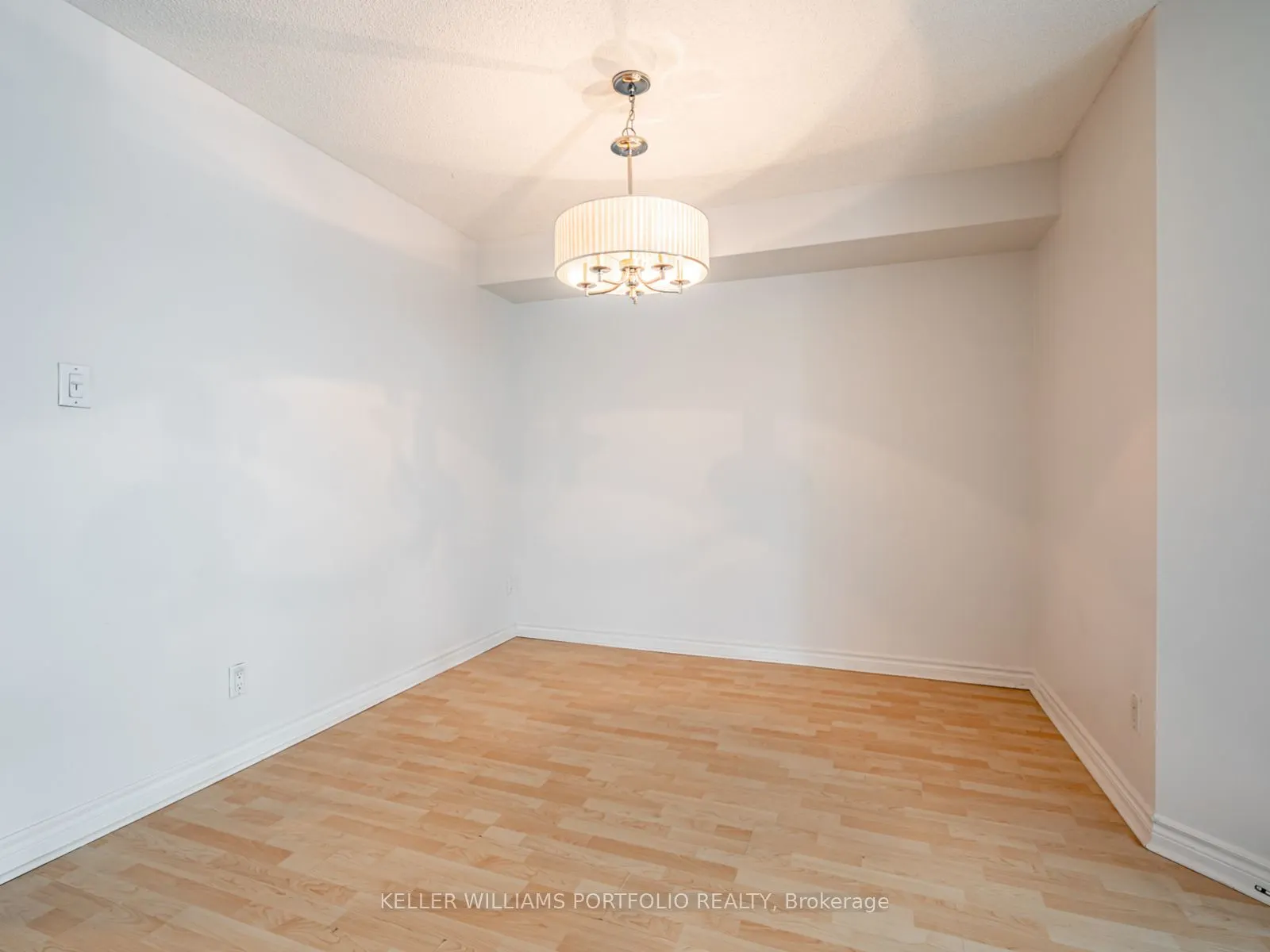 600 Queens Quay W, #307