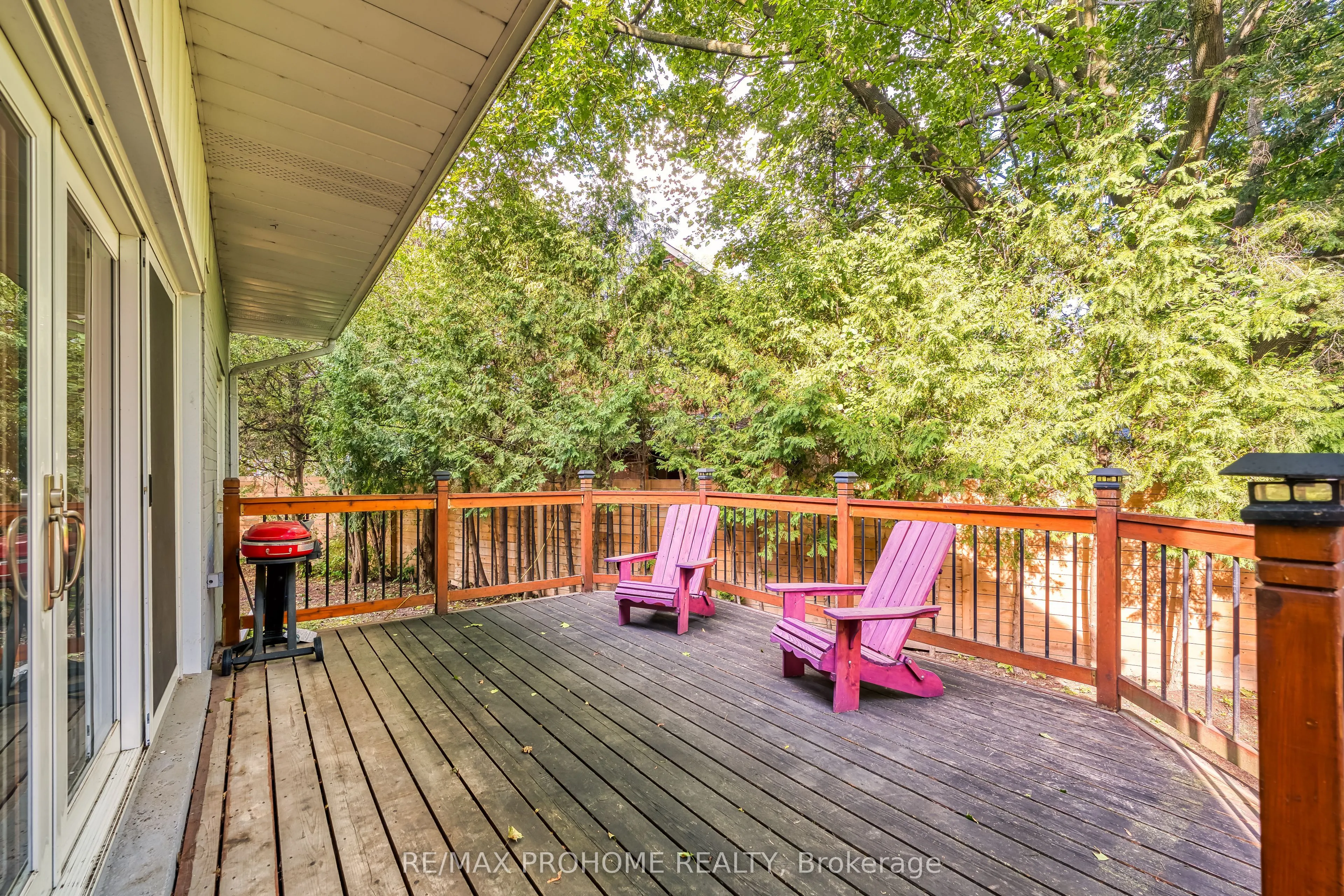 39 Addison Crescent