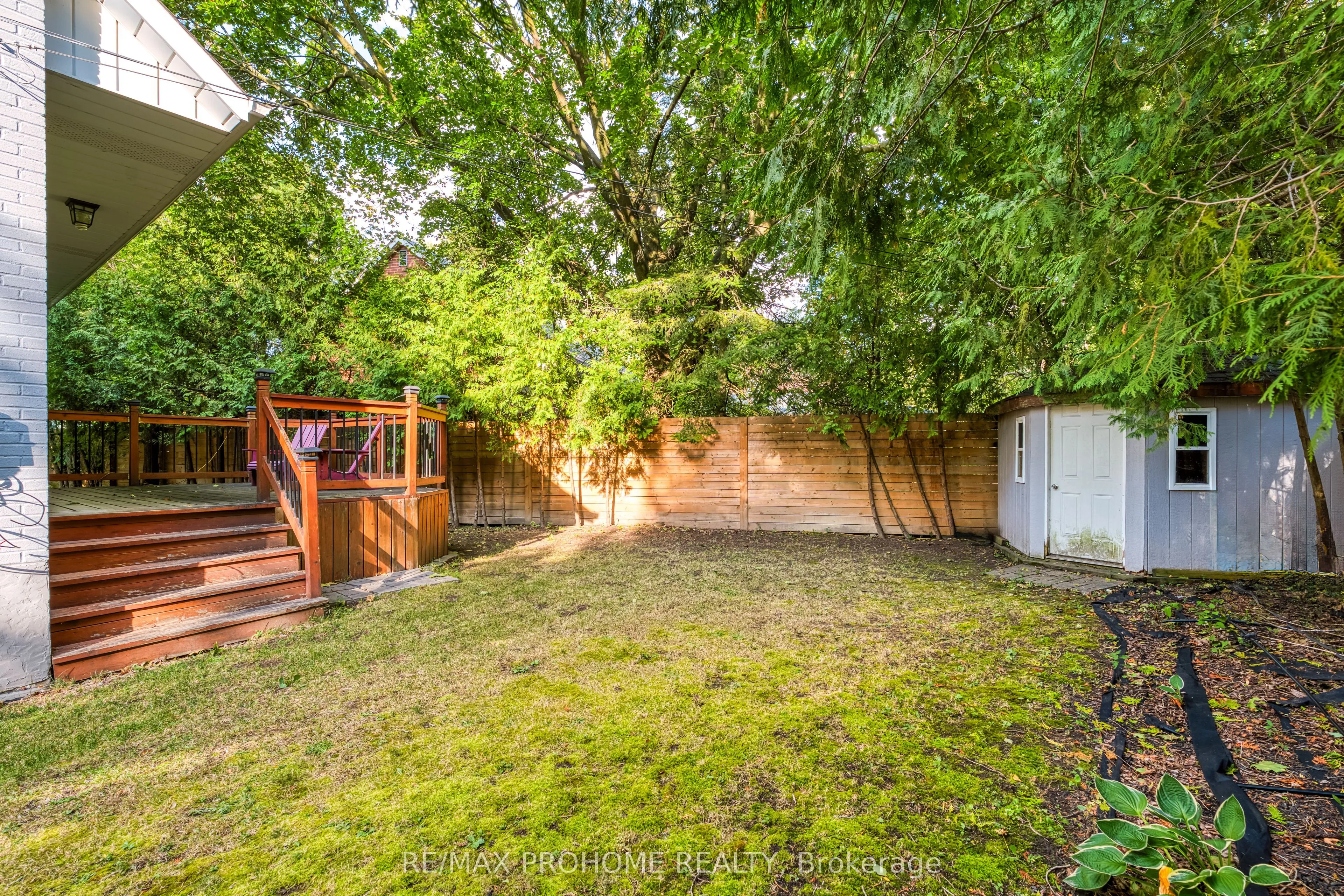 39 Addison Crescent