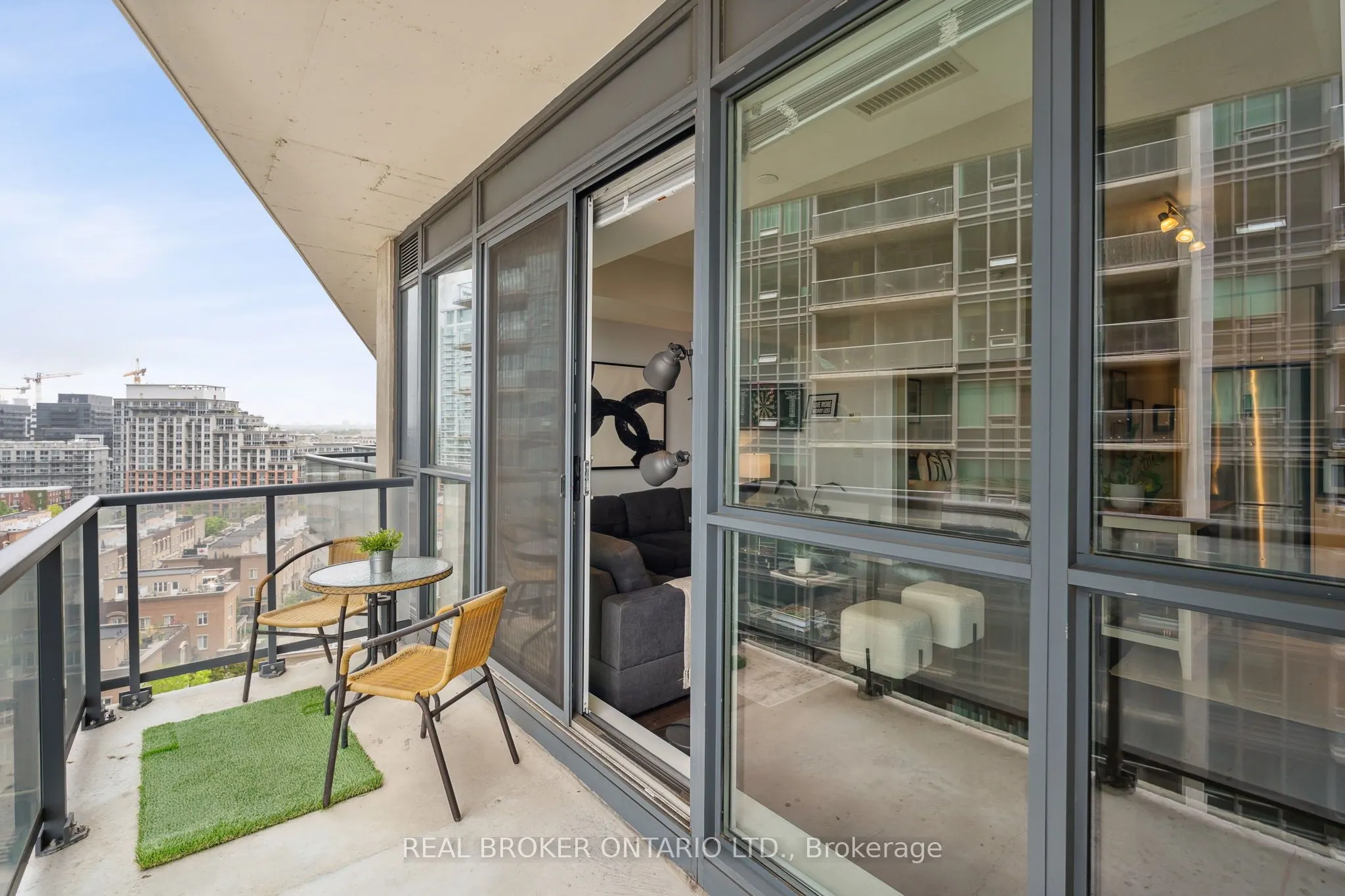 51 East Liberty Street, #1115