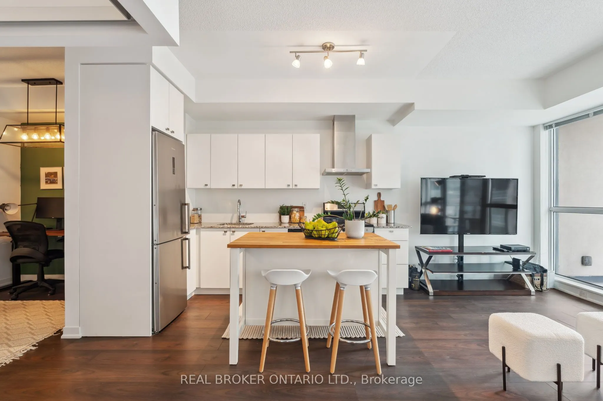 51 East Liberty Street, #1115