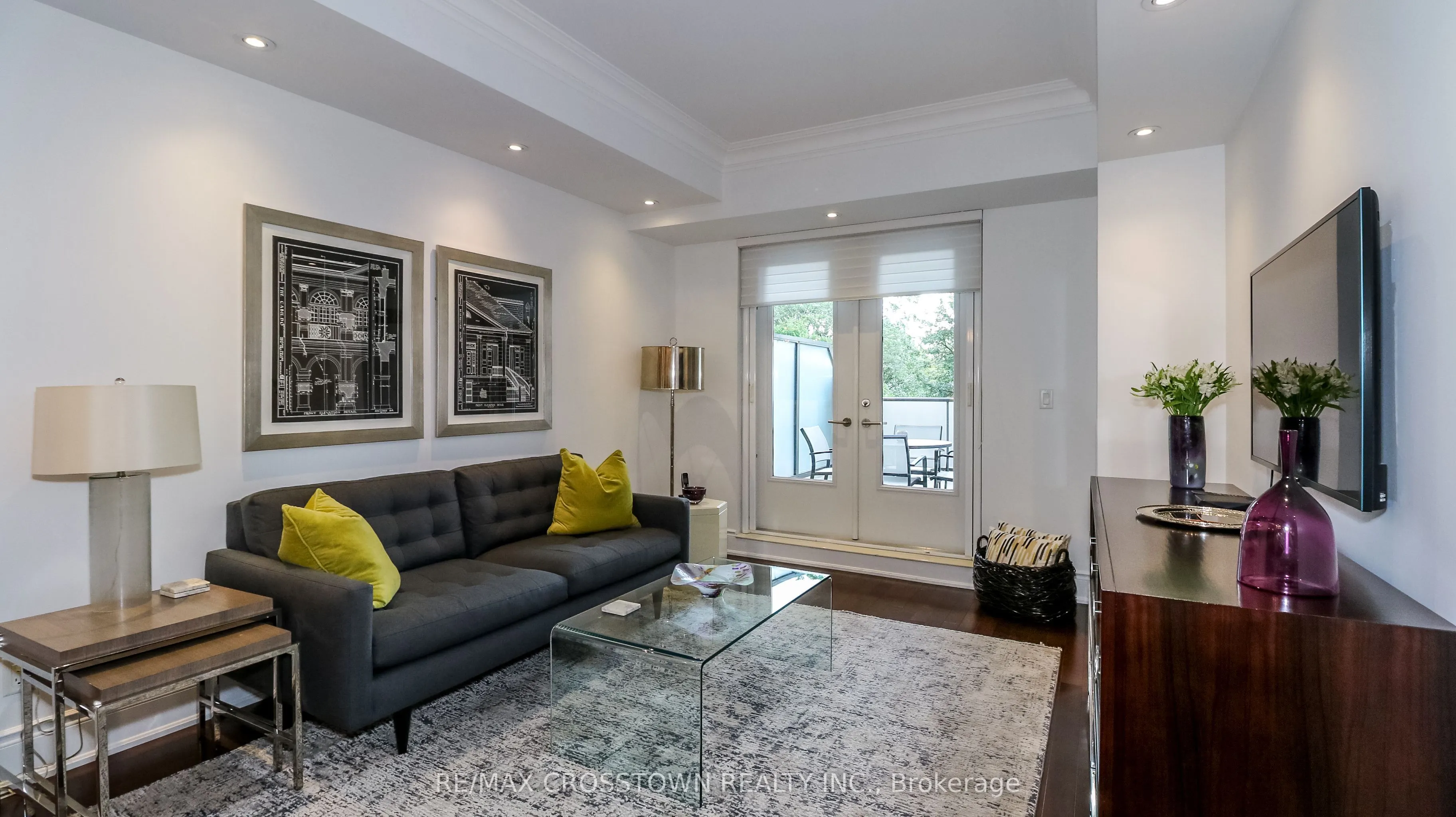 1717 Avenue Road, #321