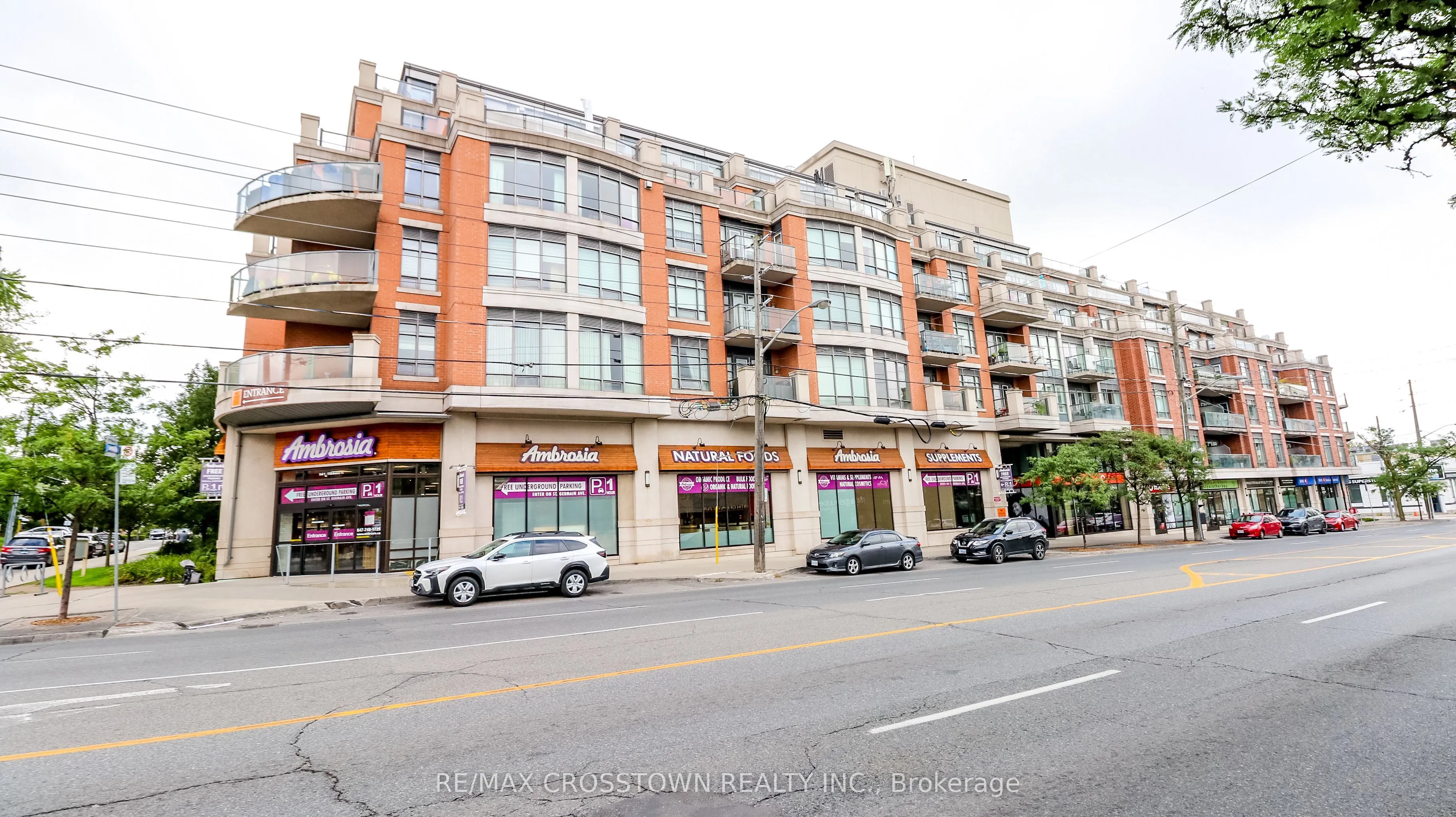 1717 Avenue Road, #321