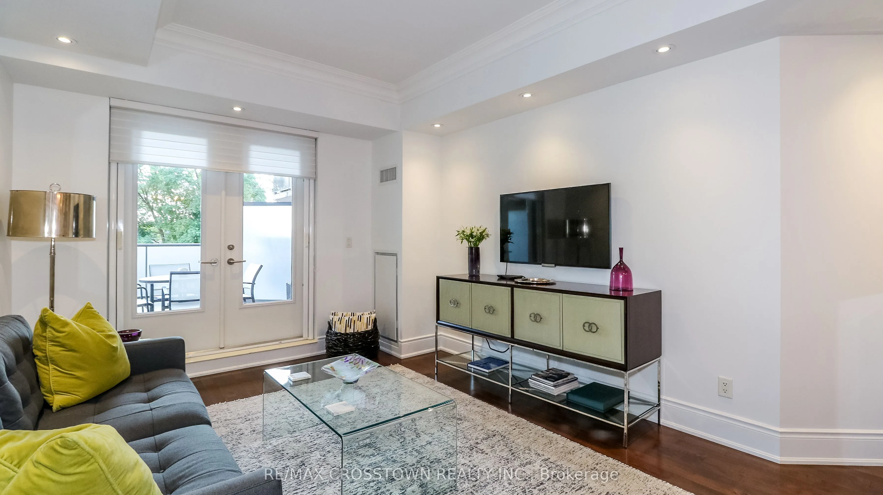 1717 Avenue Road, #321