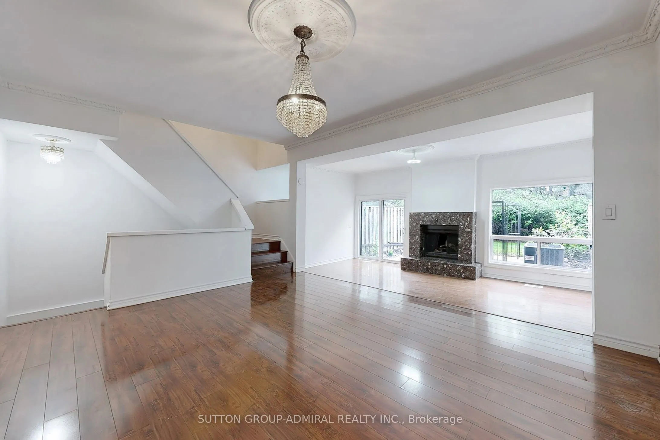 1305 Steeles Avenue W, #9