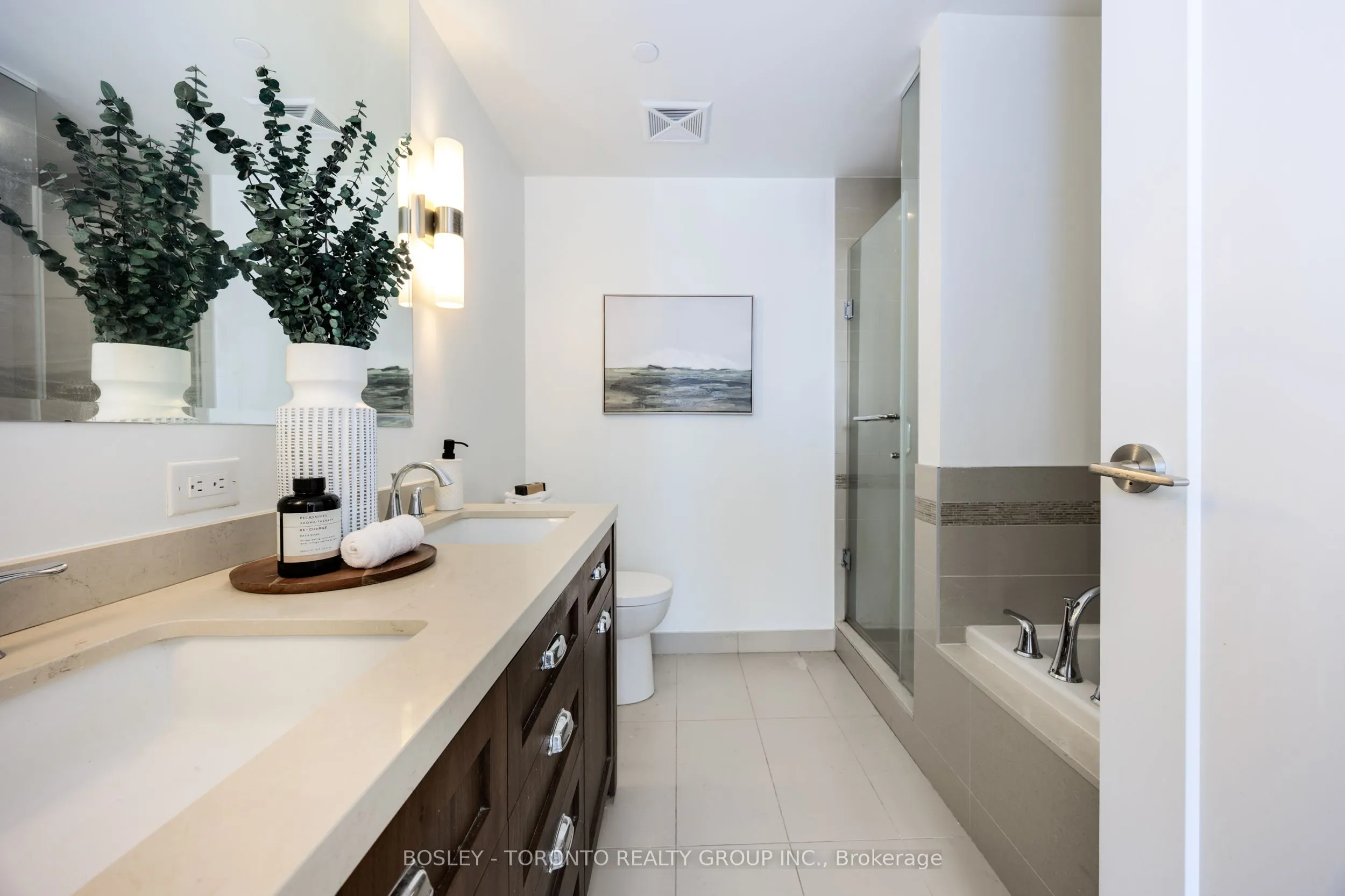 25 Malcolm Road, #411