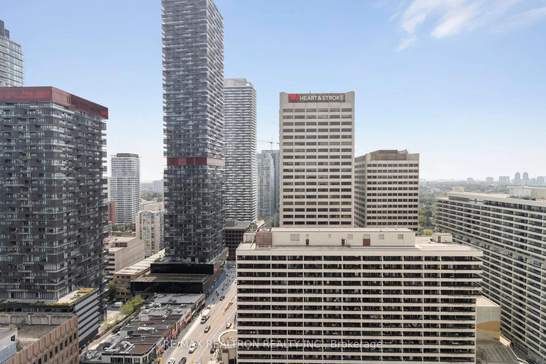 33 Helendale Avenue, #2207