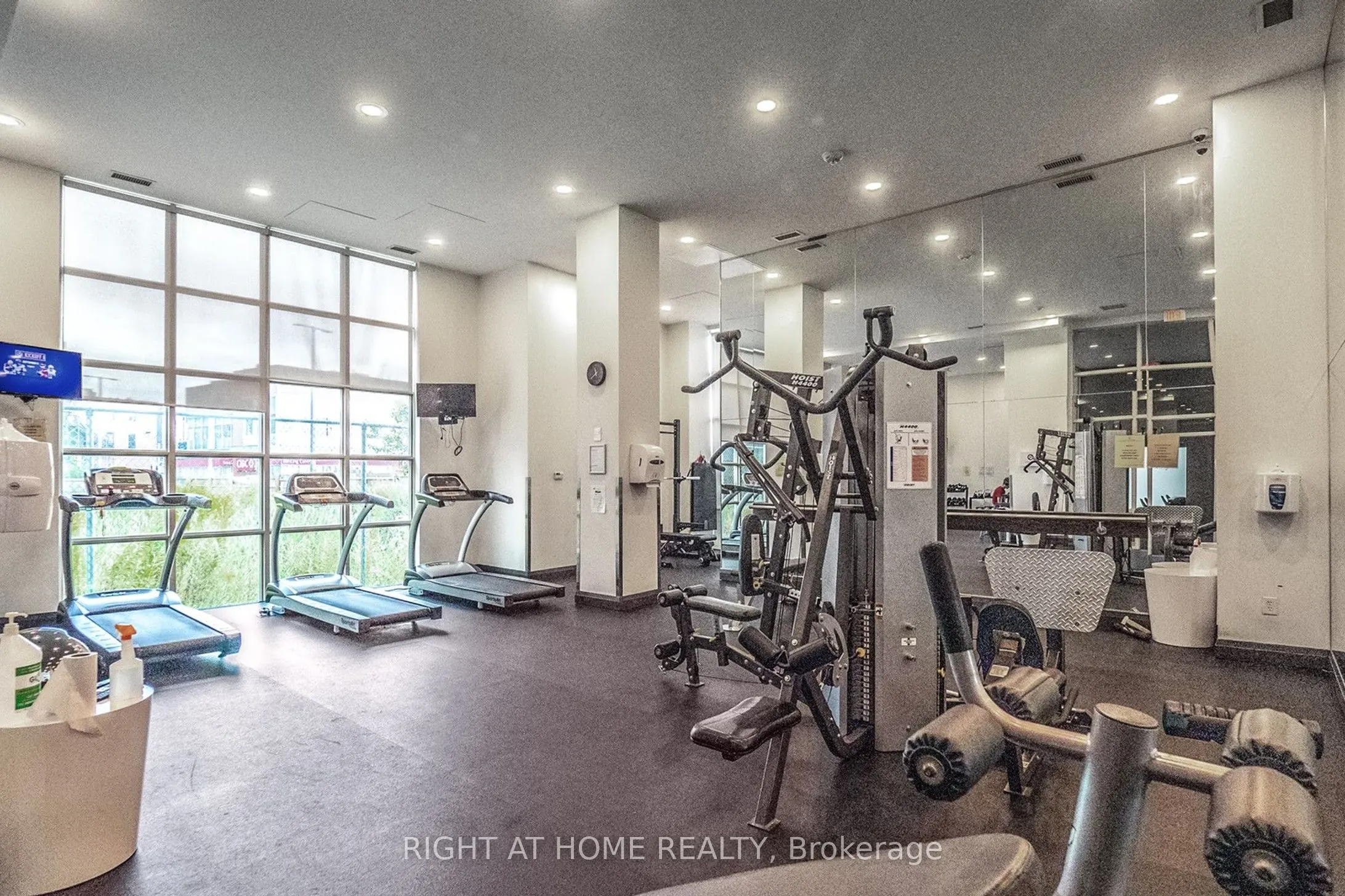 125 Western Battery Road, #2415