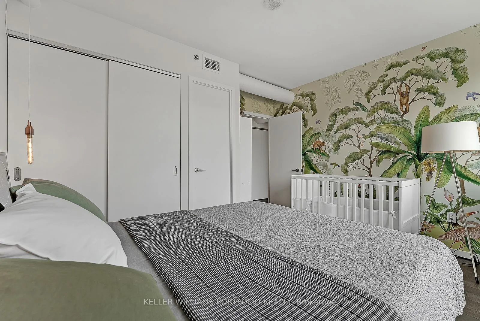 47 Lower River Street, #636