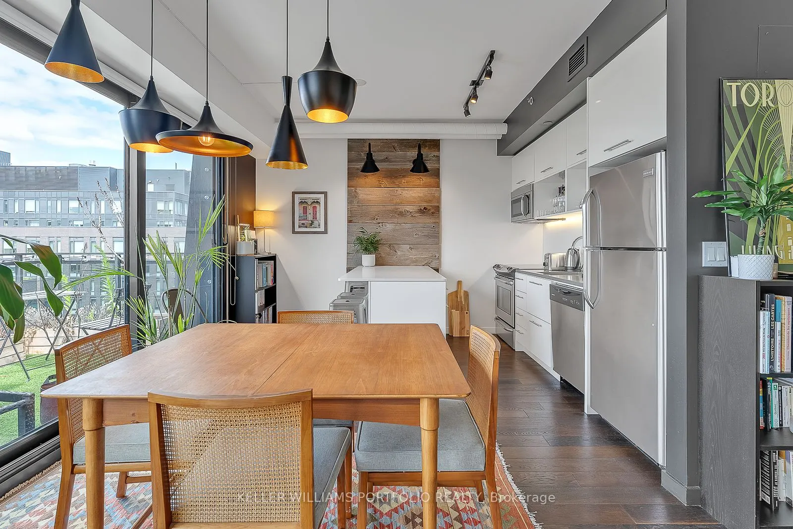 47 Lower River Street, #636
