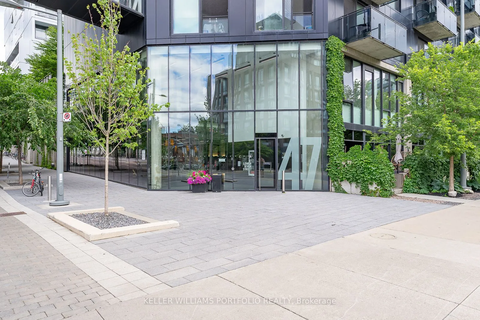 47 Lower River Street, #636