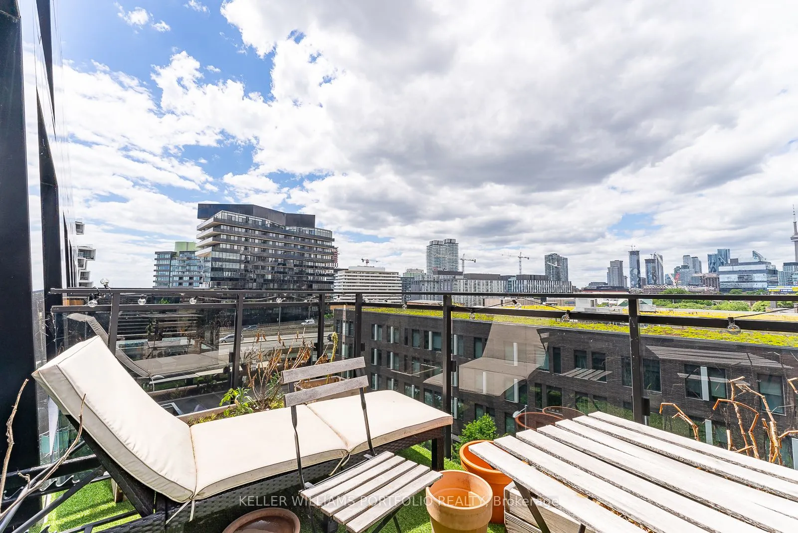 47 Lower River Street, #636