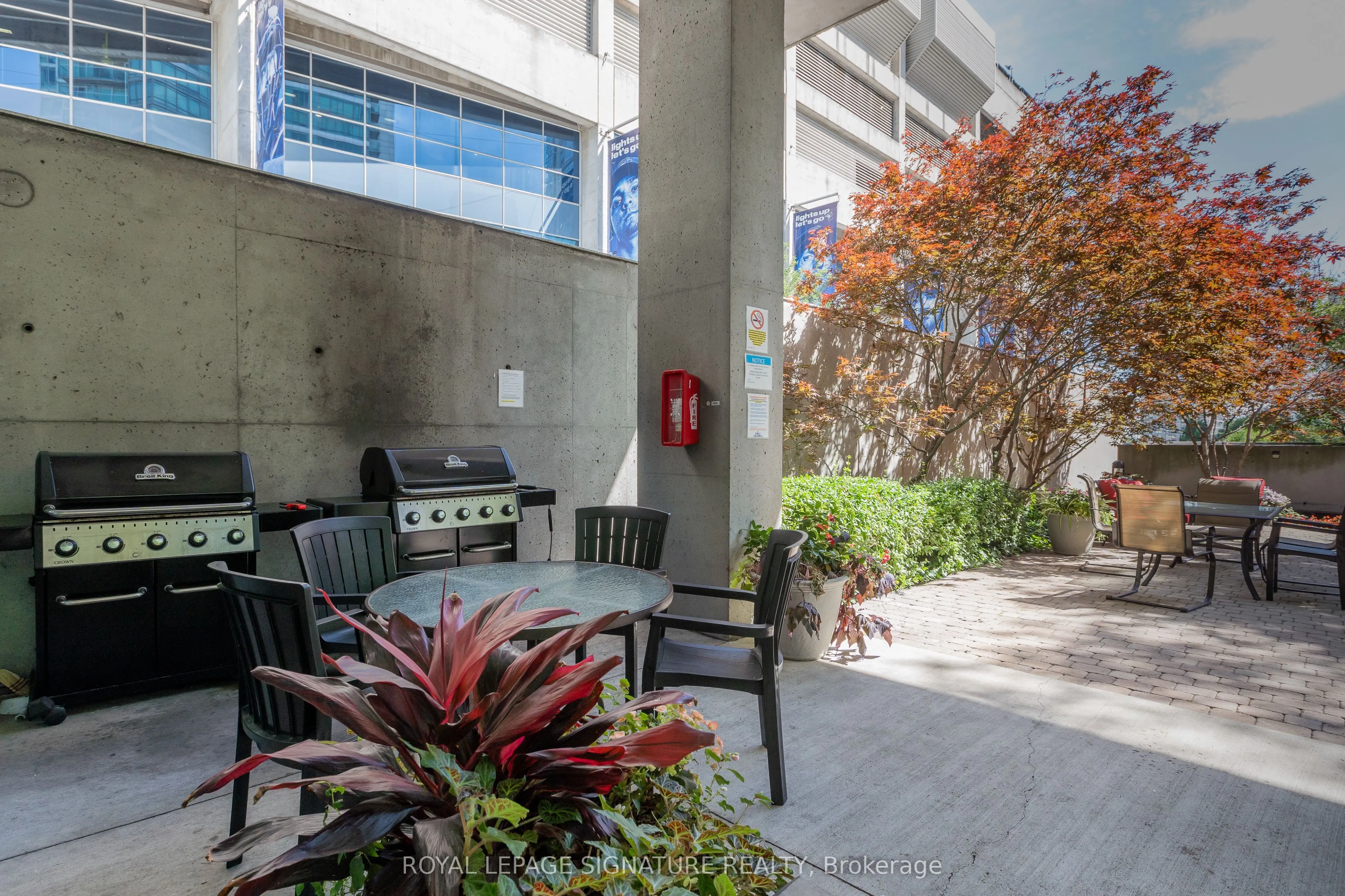 81 Navy Wharf Court, #612