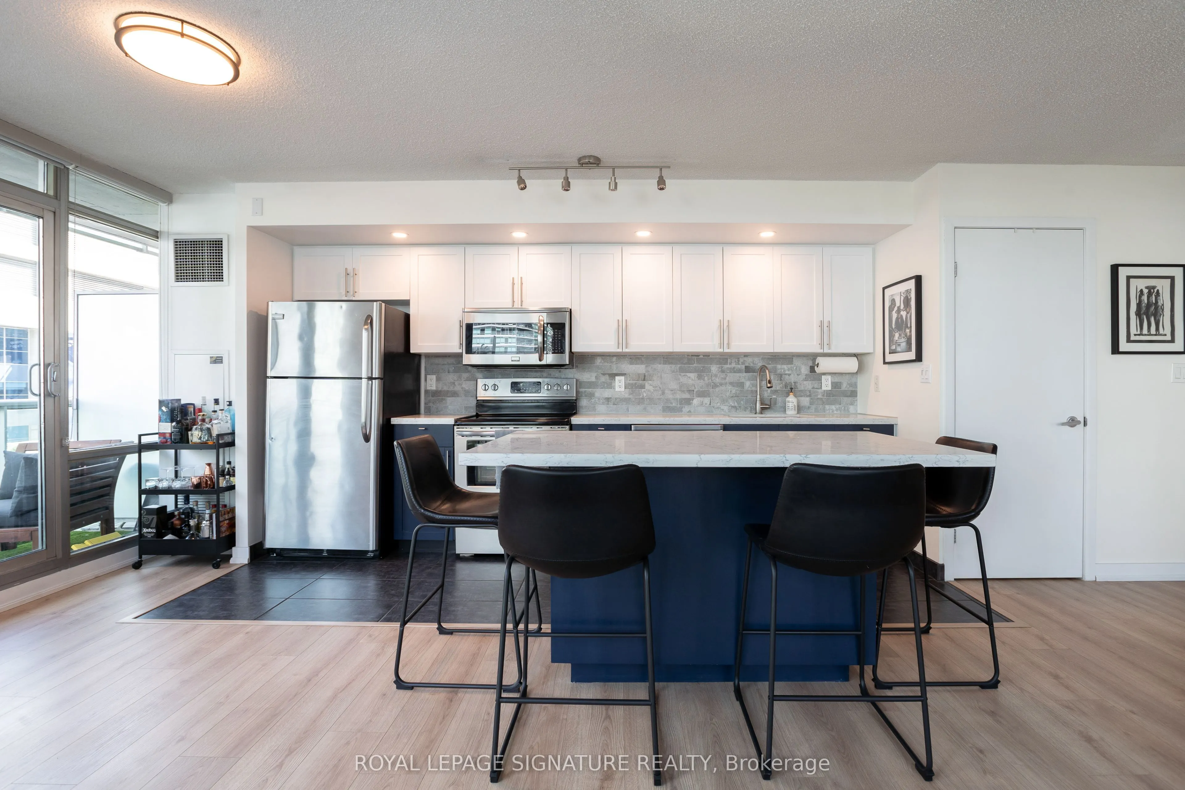 81 Navy Wharf Court, #612