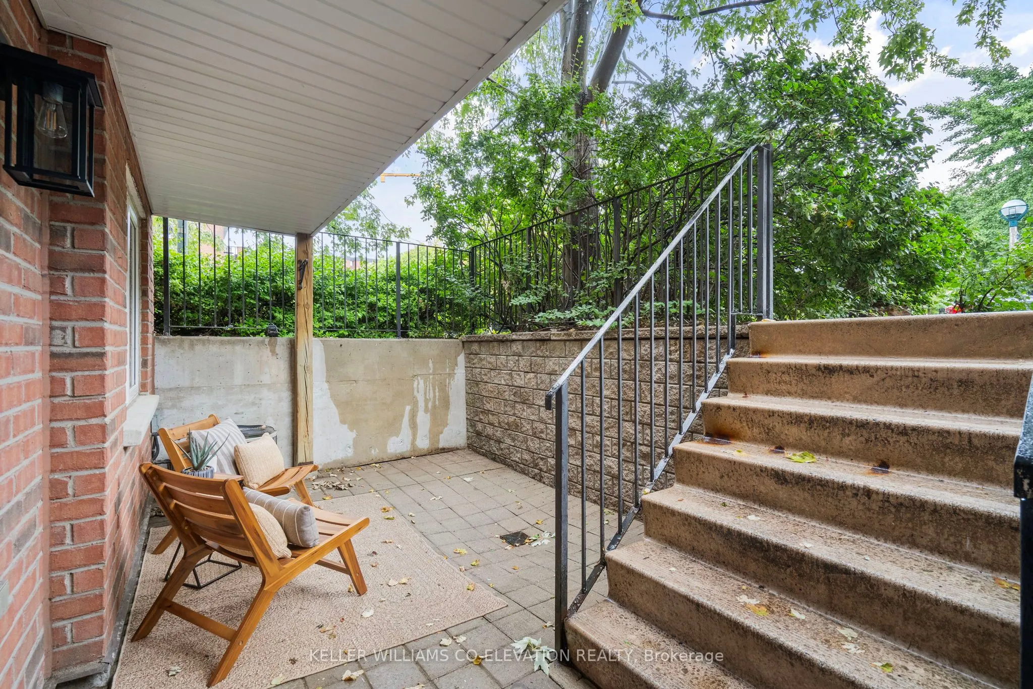 11 Shank Street, #1102