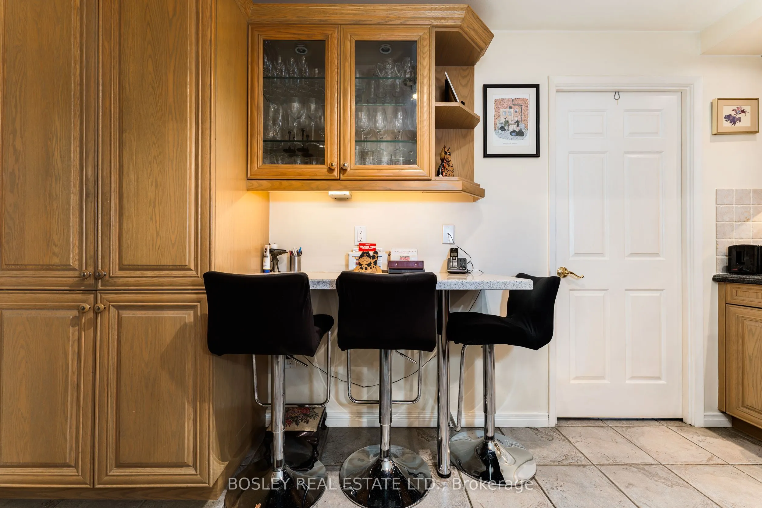 160 Frederick Street, #605