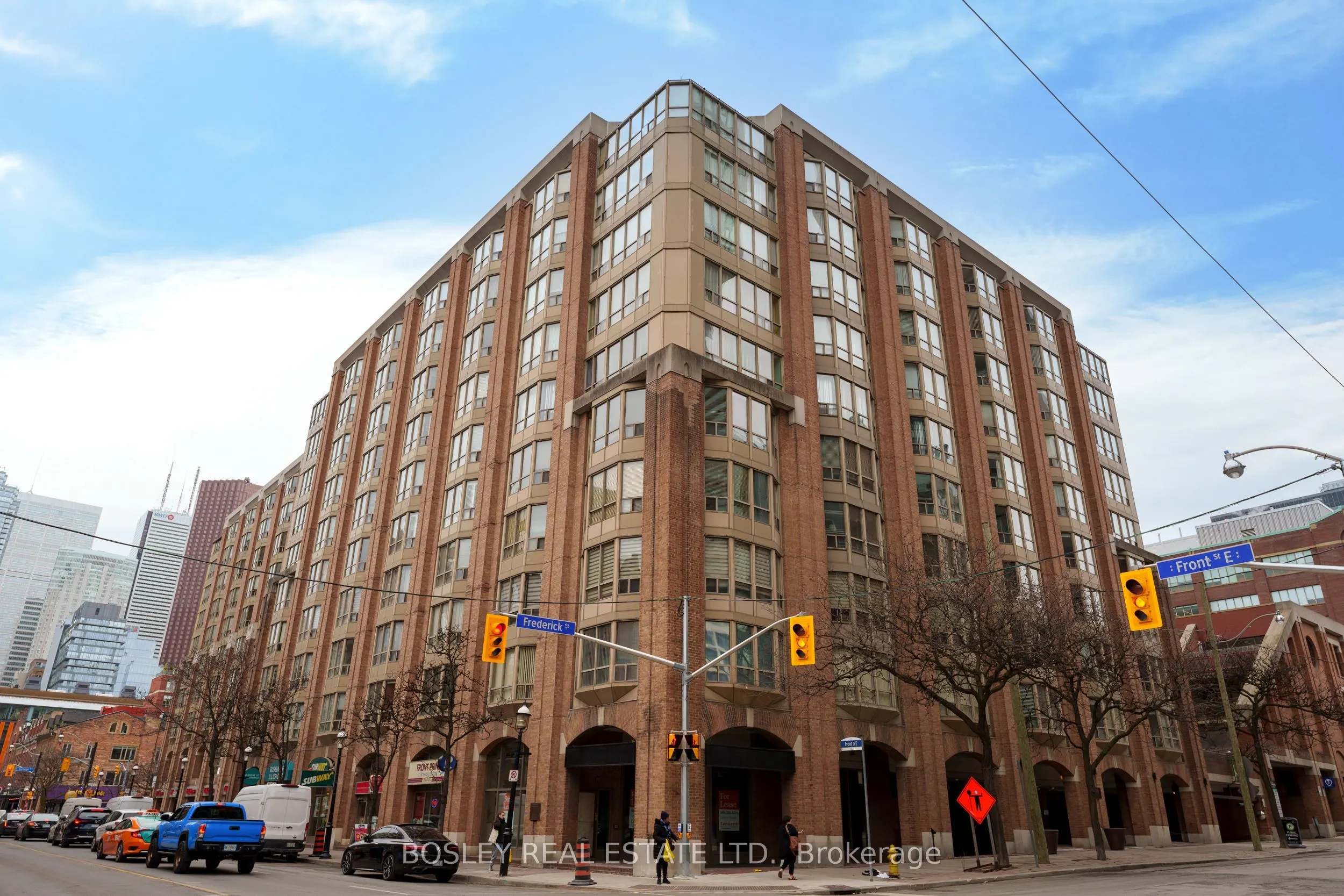160 Frederick Street, #605