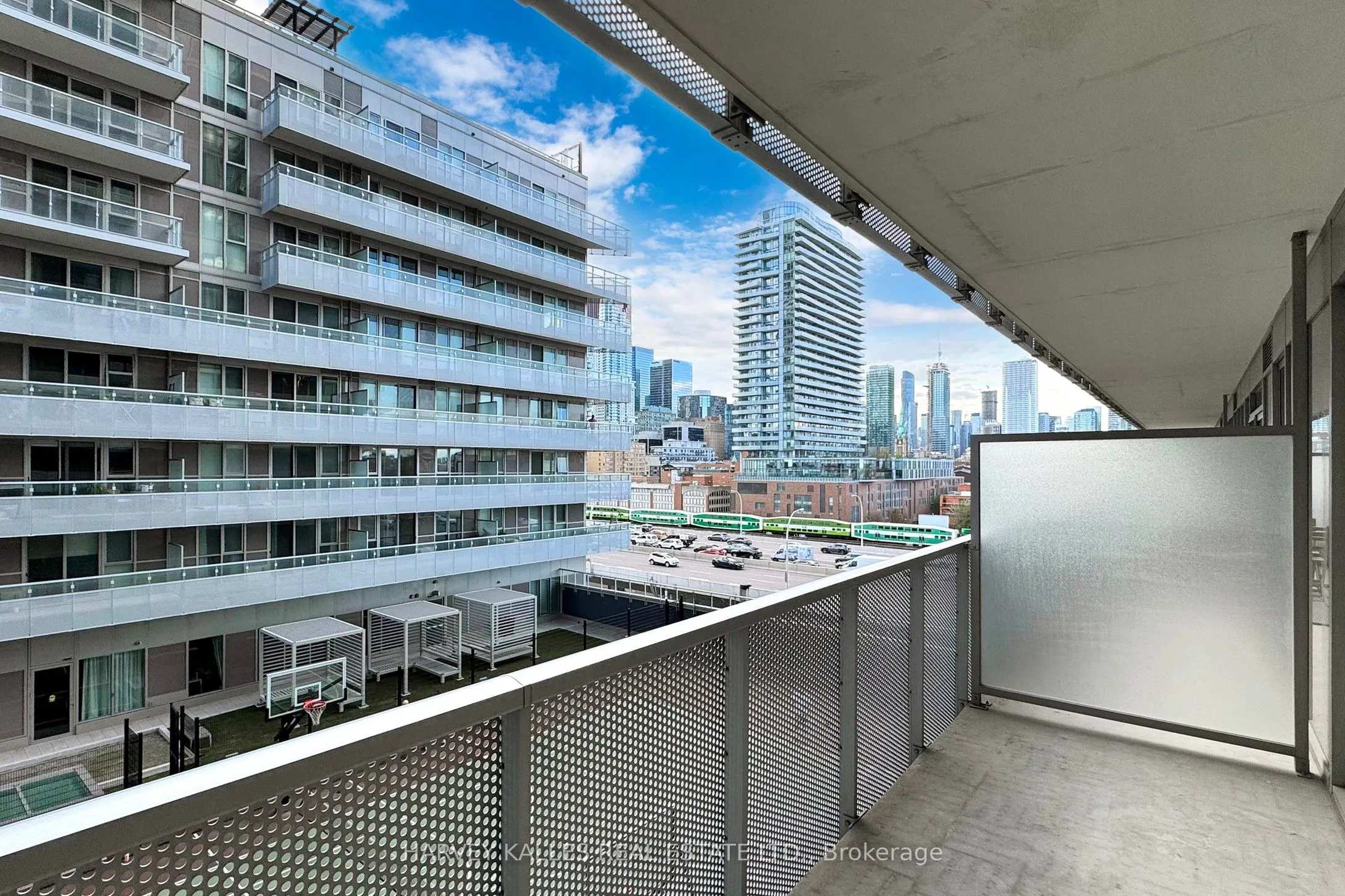 20 Richardson Street, #515