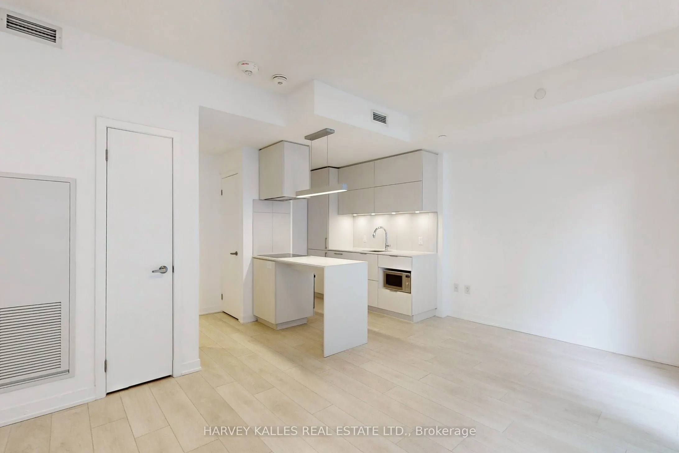 20 Richardson Street, #515