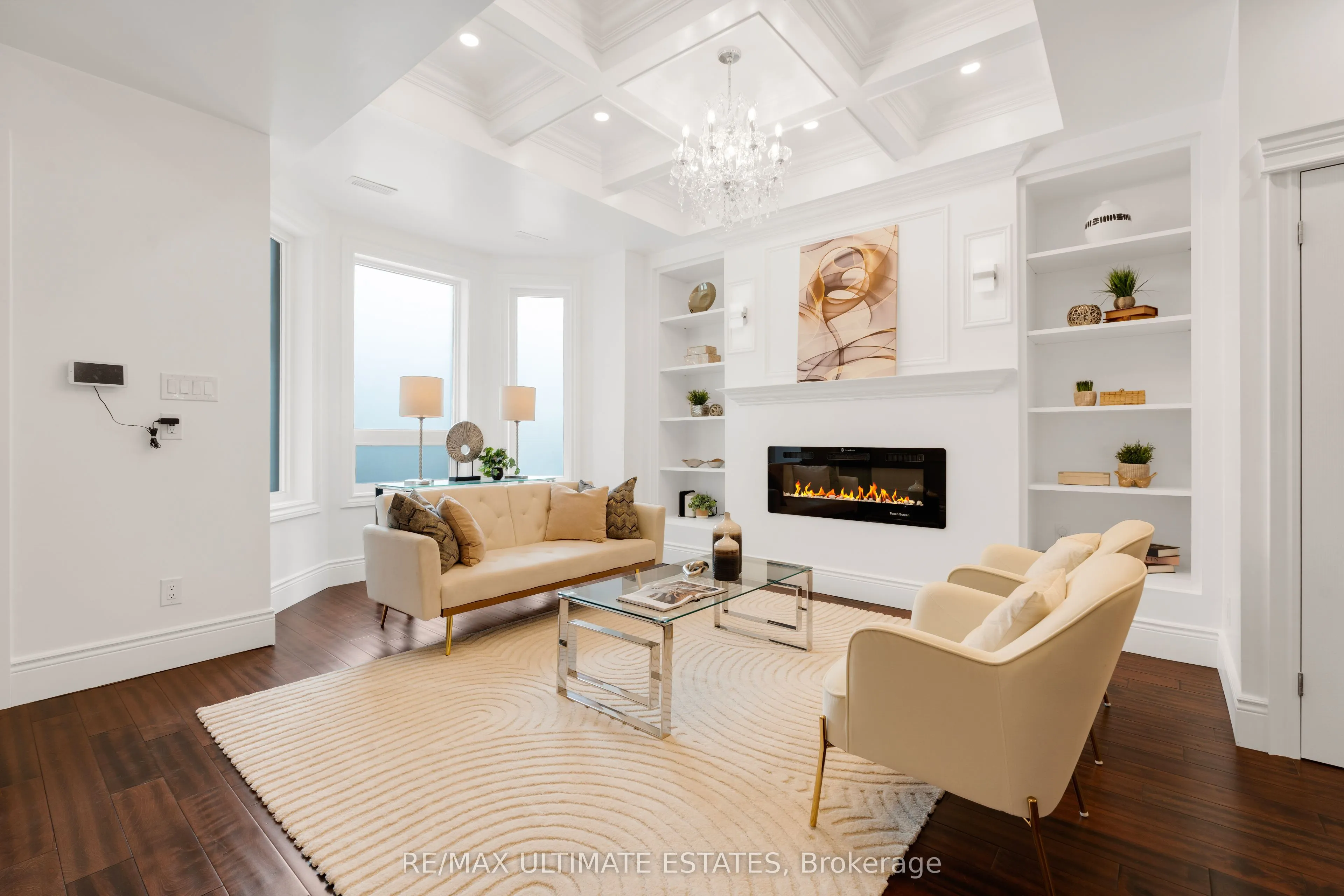 290 Bathurst Street