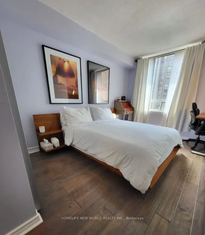 633 Bay Street, #1013