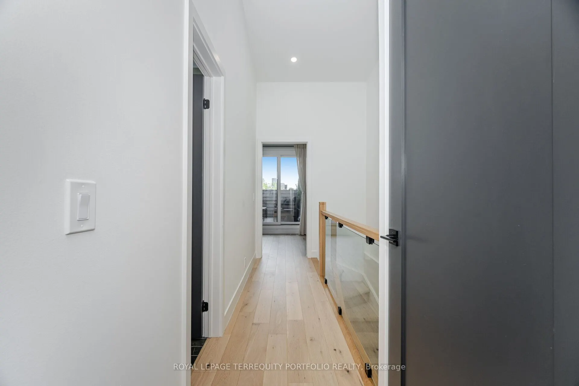 34 Claremont Street, #201