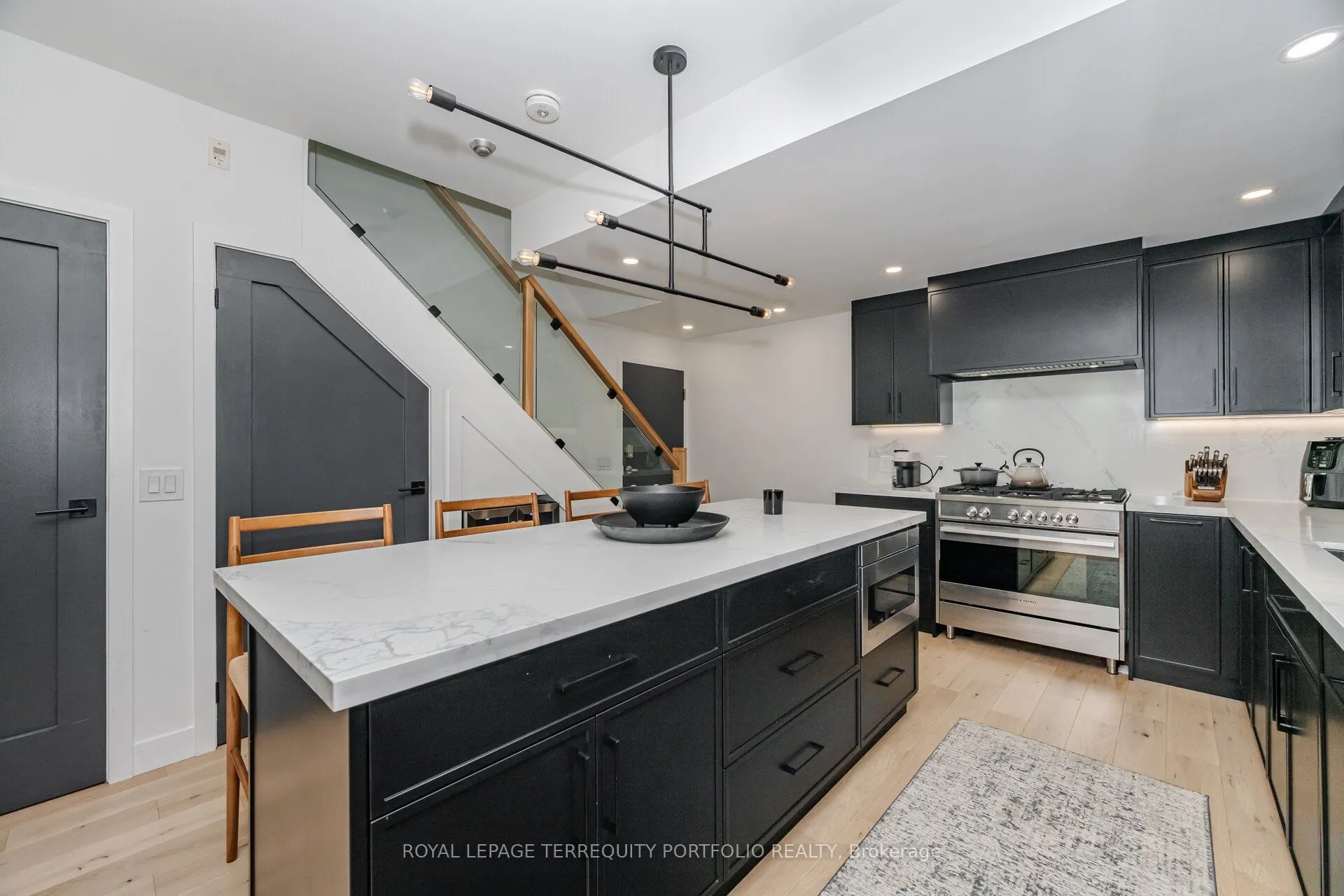34 Claremont Street, #201