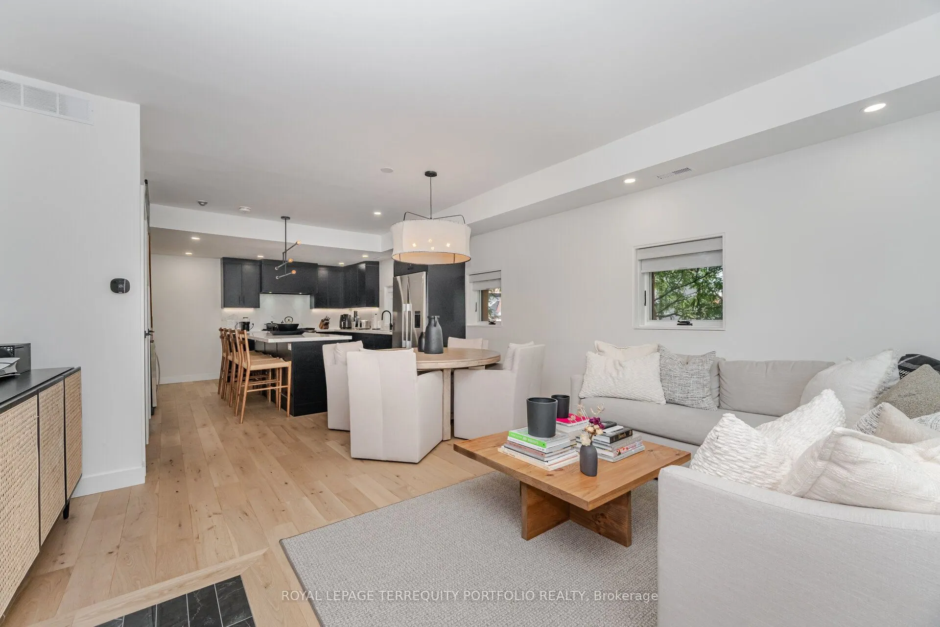 34 Claremont Street, #201