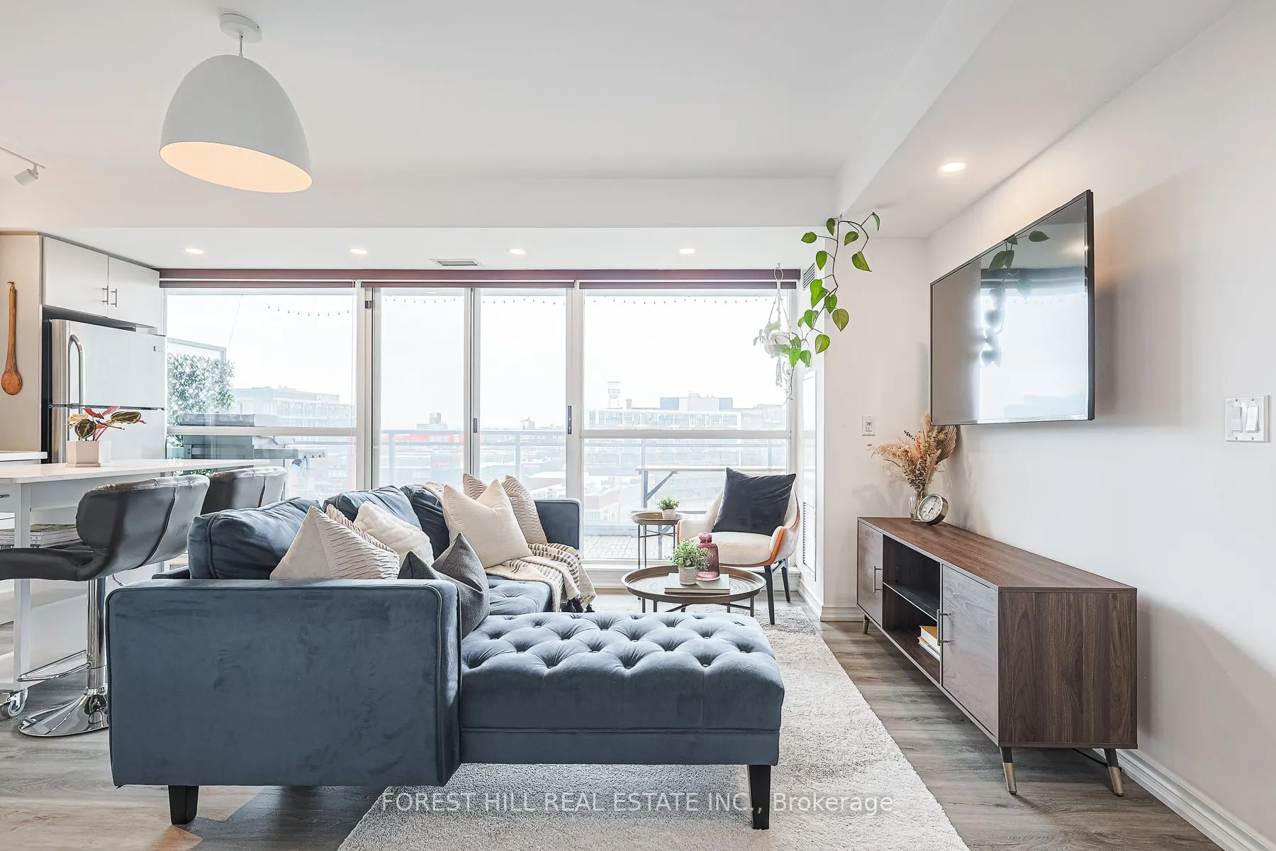100 Western Battery Road, #704