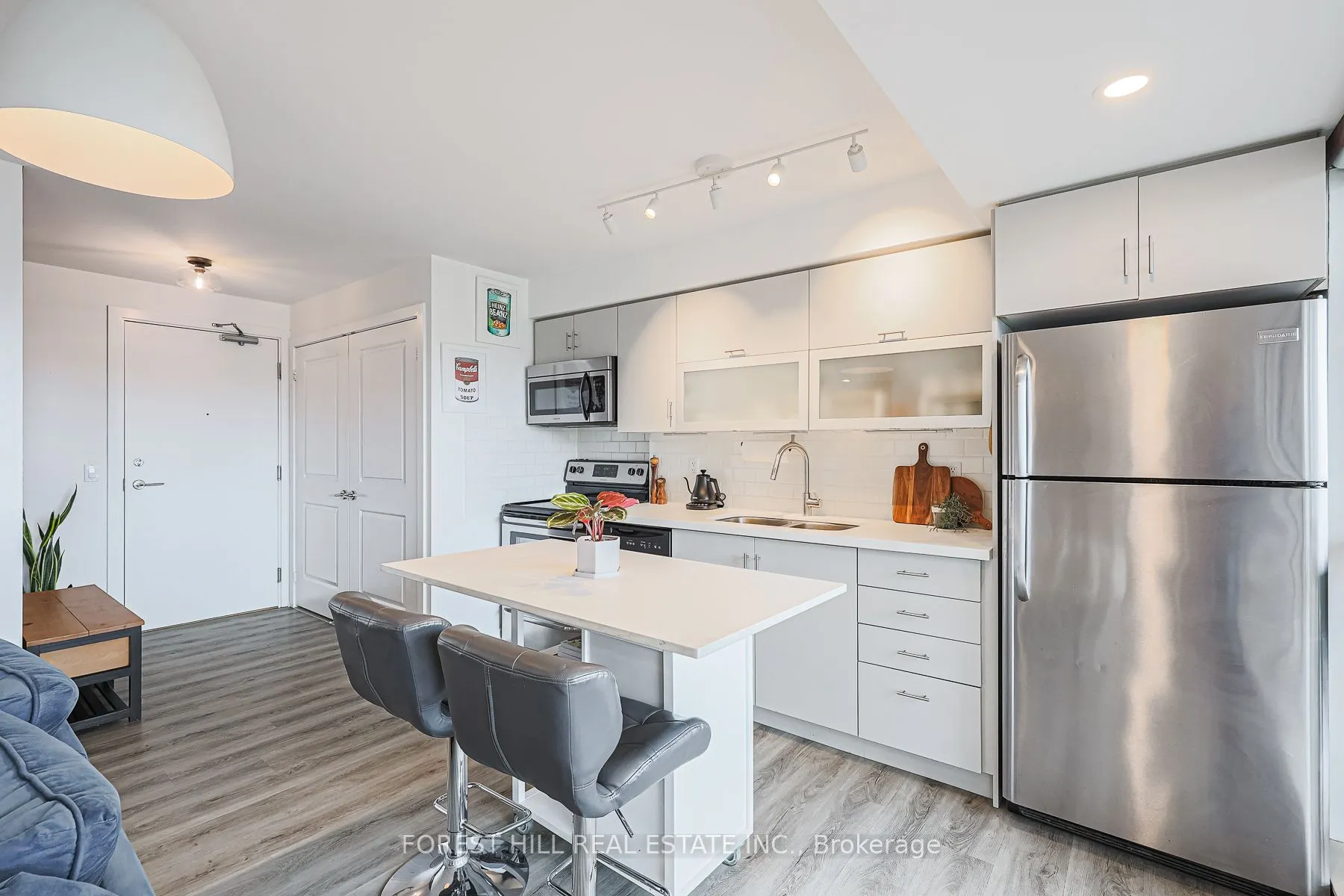 100 Western Battery Road, #704