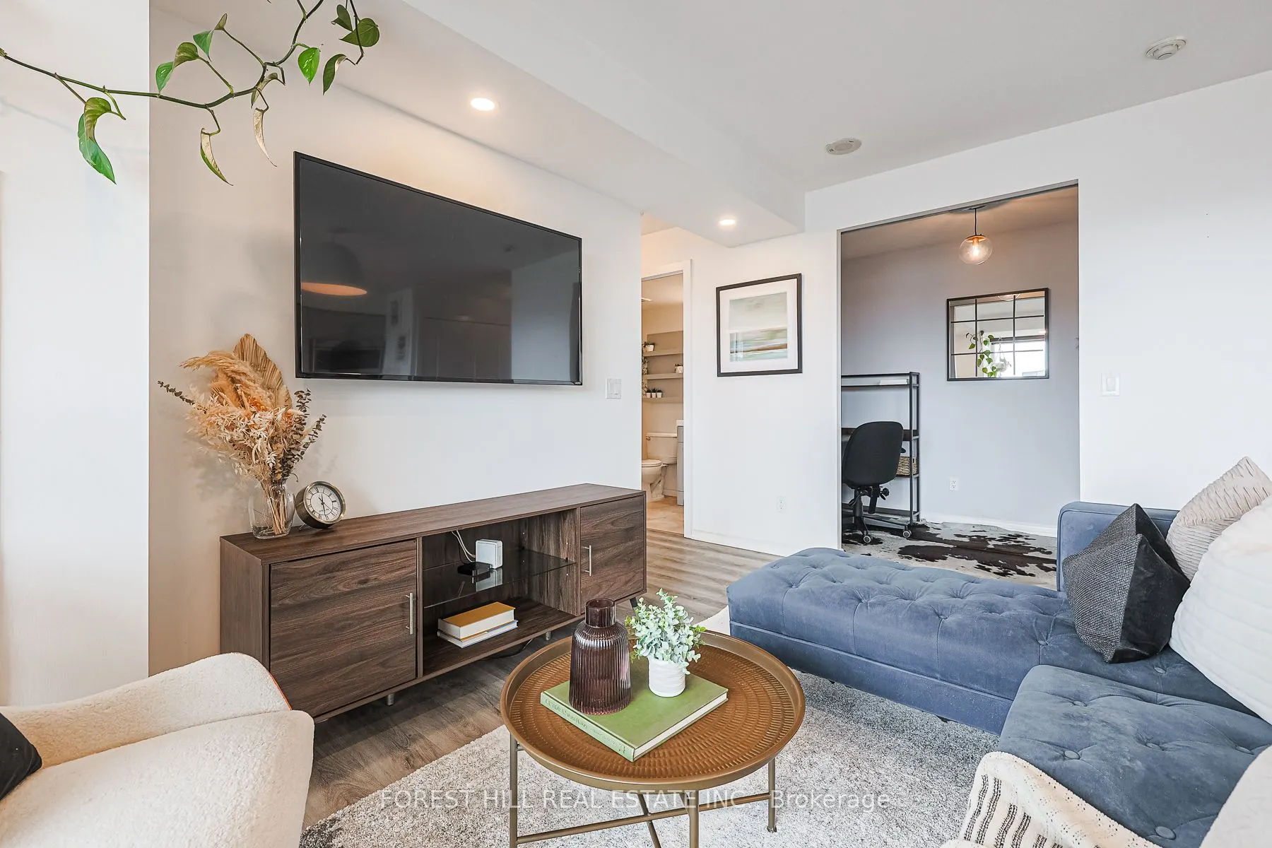 100 Western Battery Road, #704