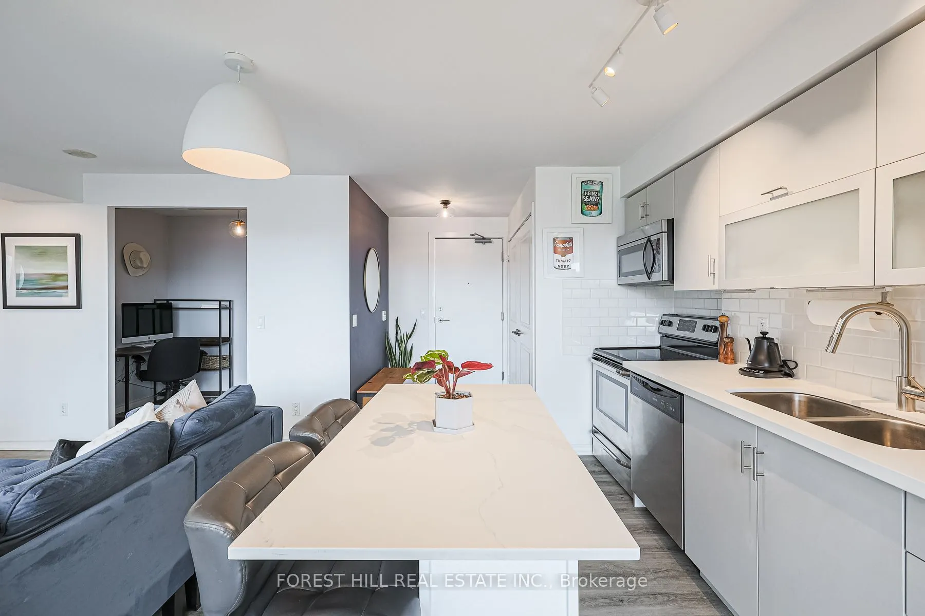 100 Western Battery Road, #704