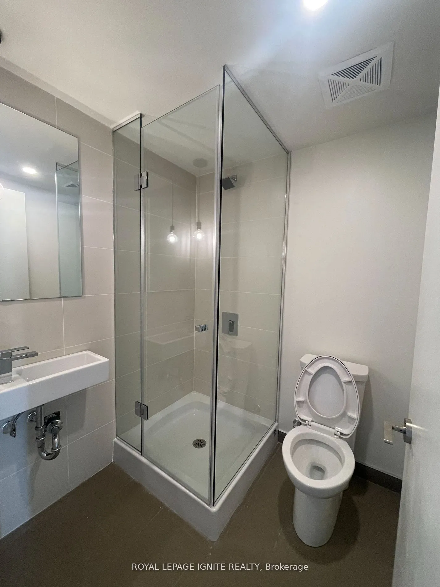 10 Deerlick Court, #1213