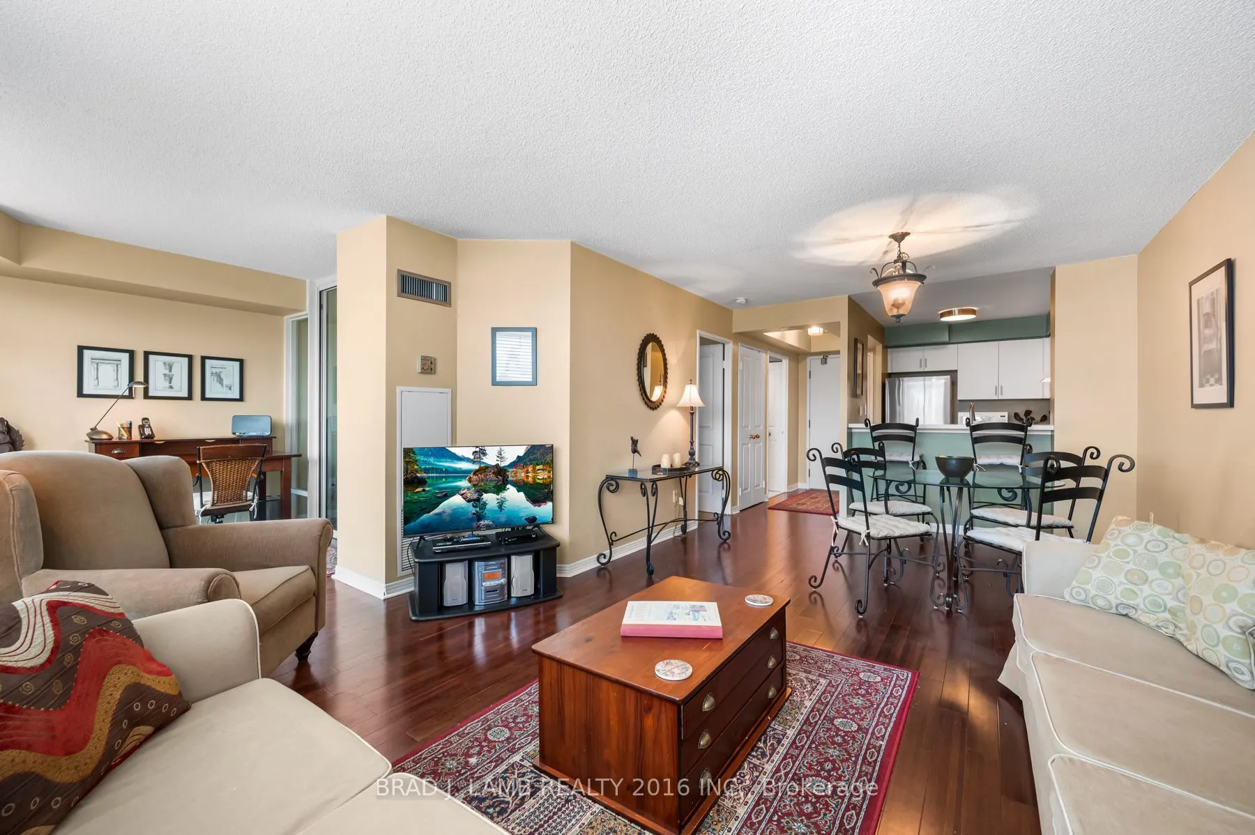 942 Yonge Street, #1008