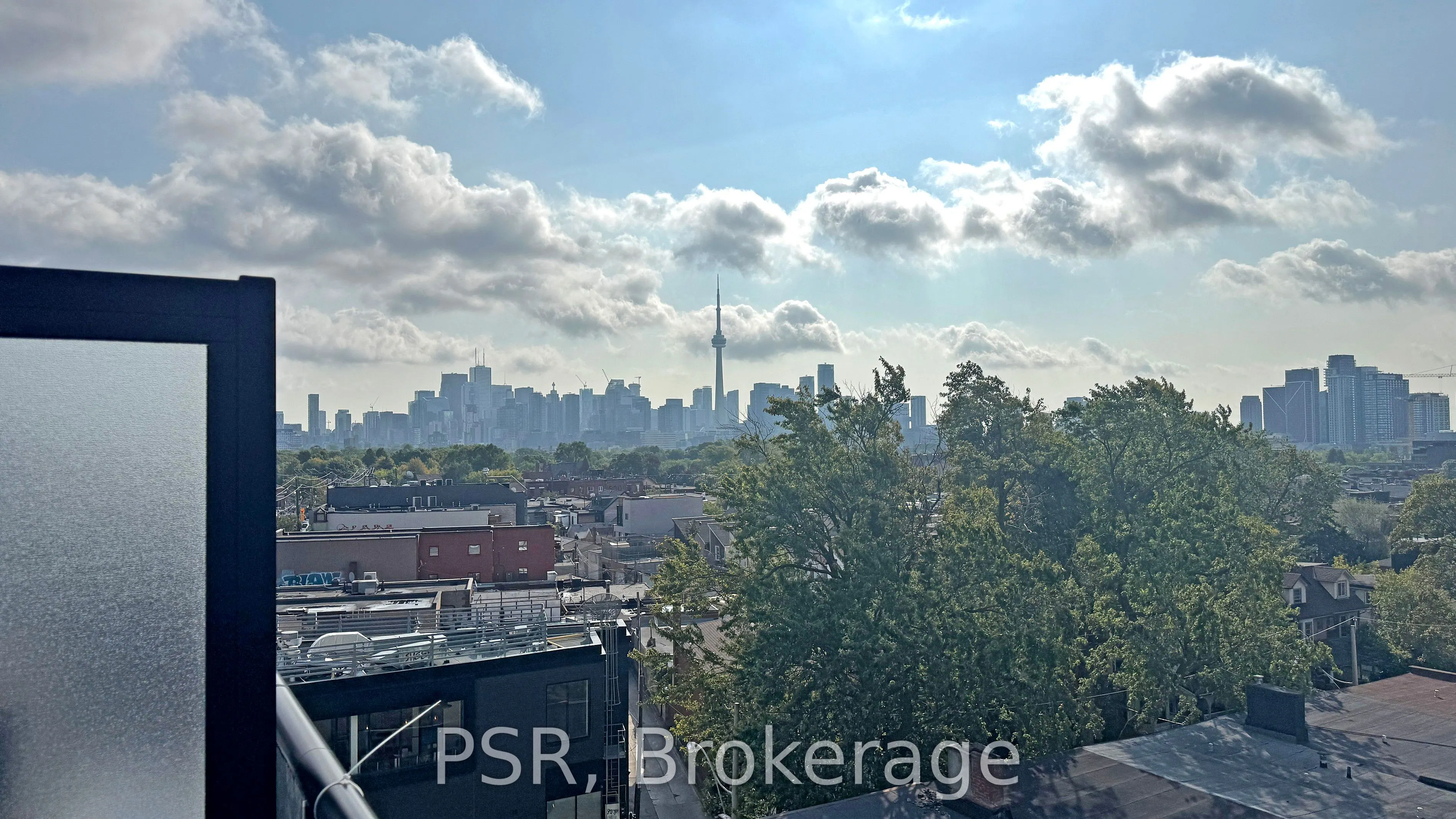 1239 Dundas Street W, #602