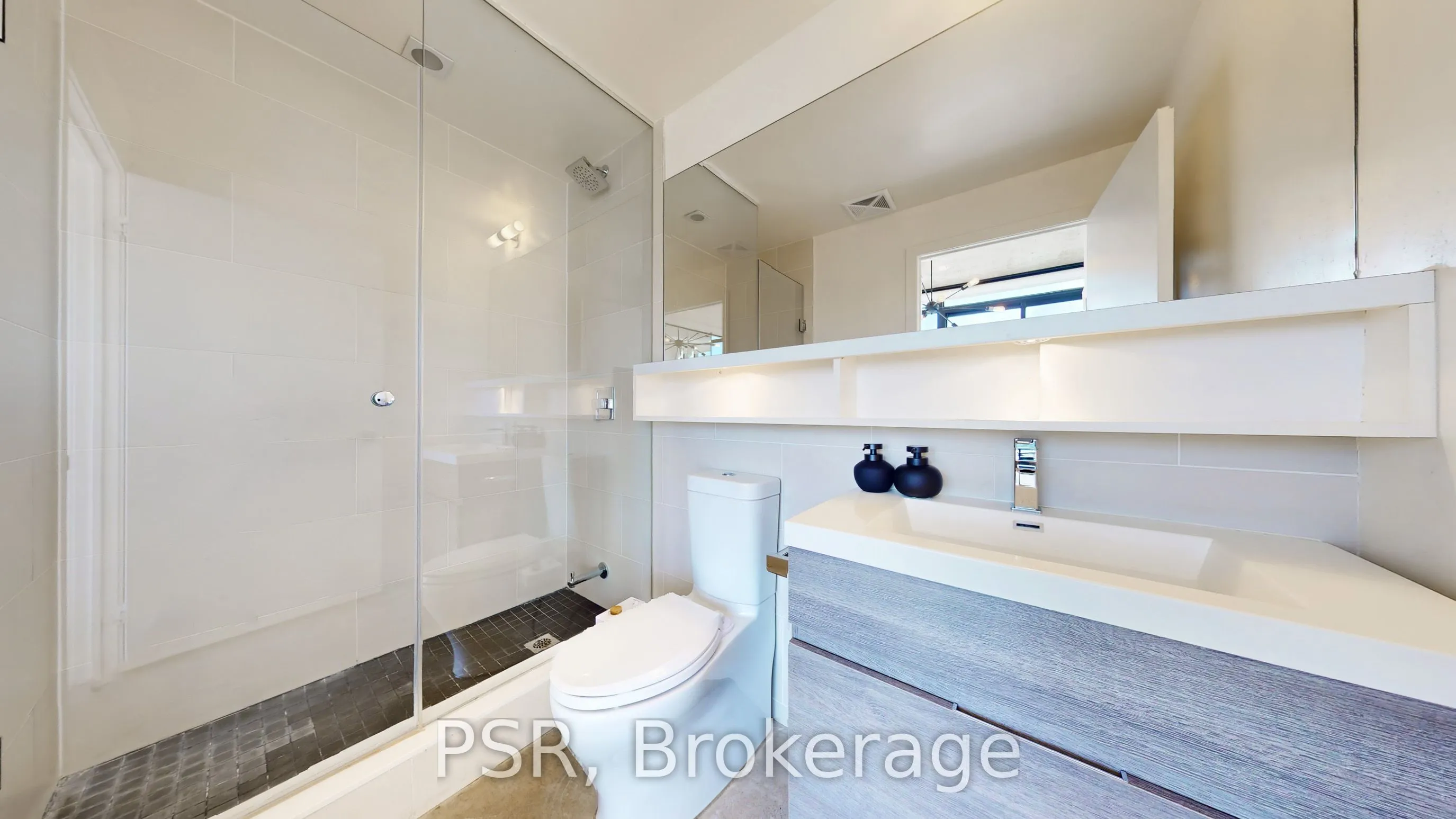 1239 Dundas Street W, #602