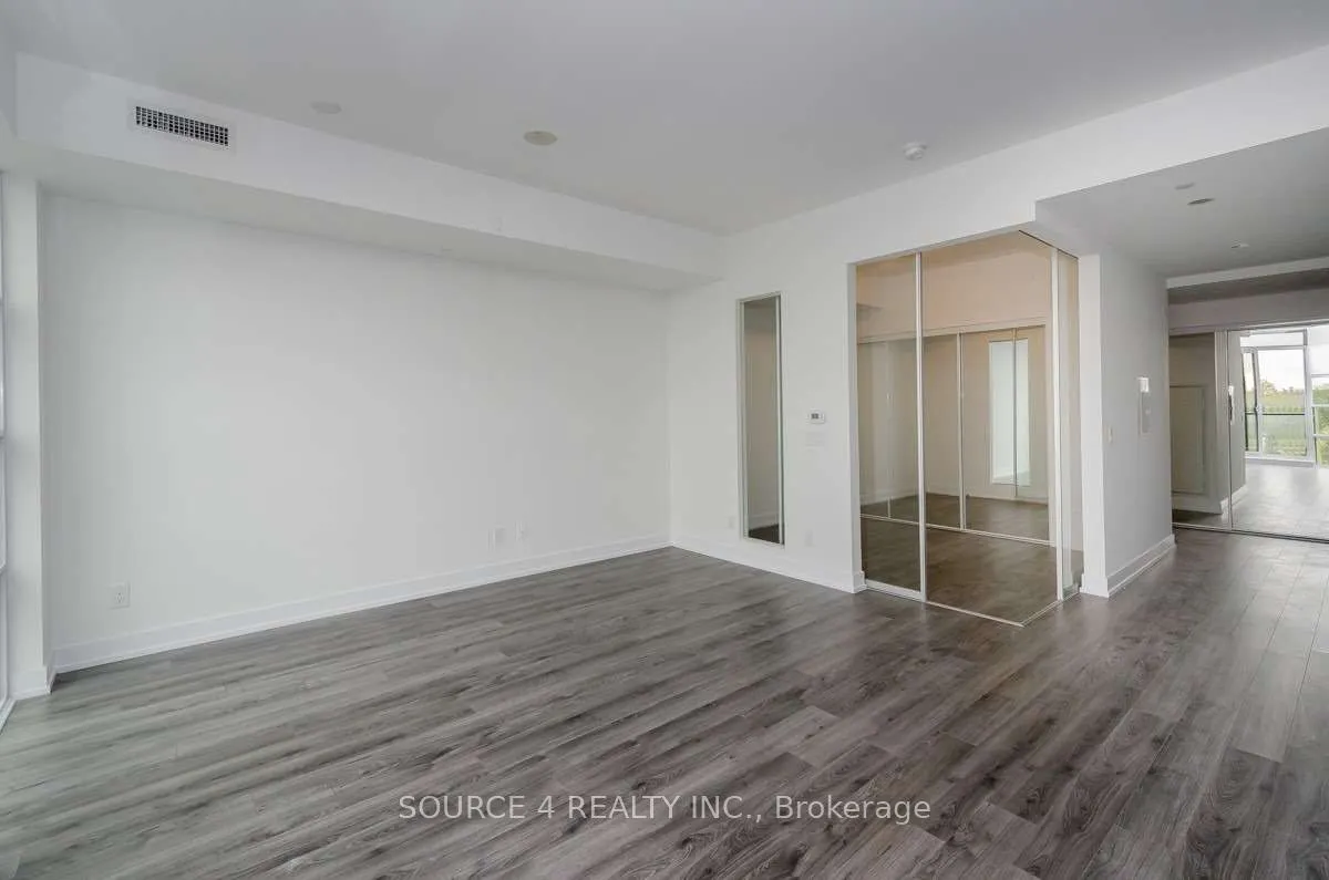 170 Chiltern Hill Road, #804