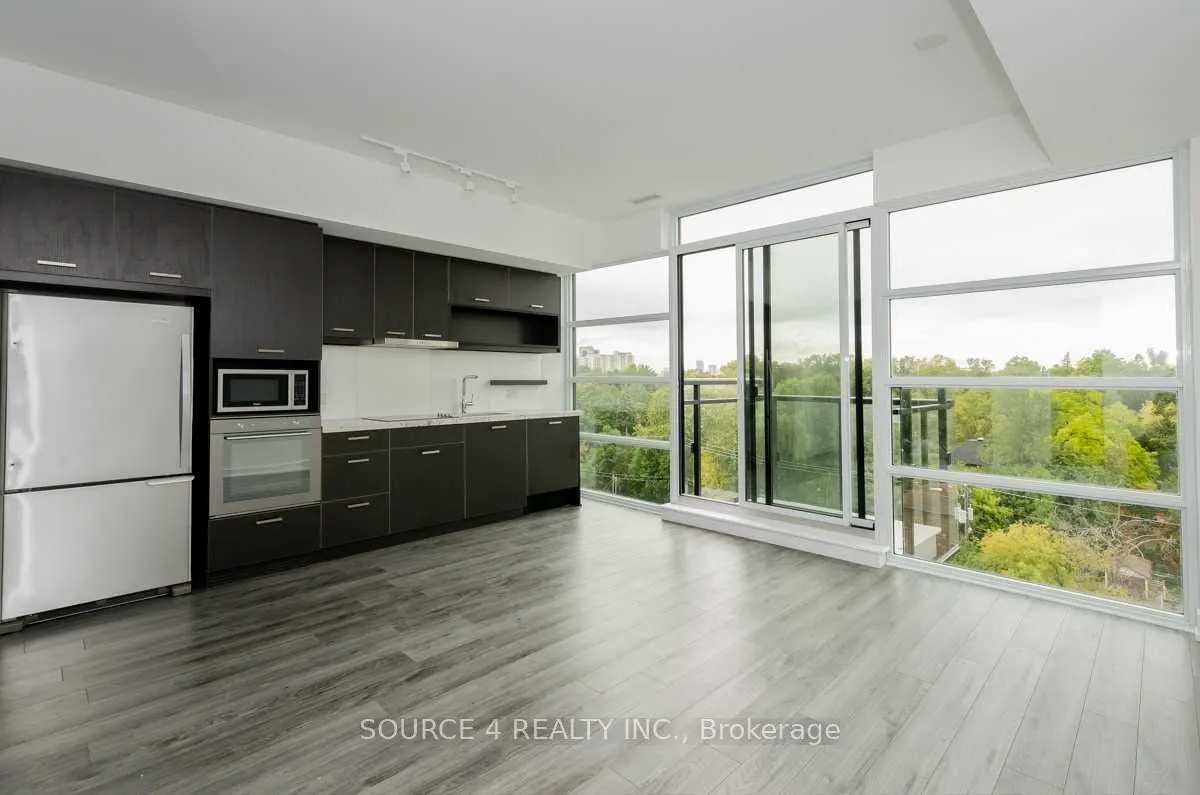 170 Chiltern Hill Road, #804