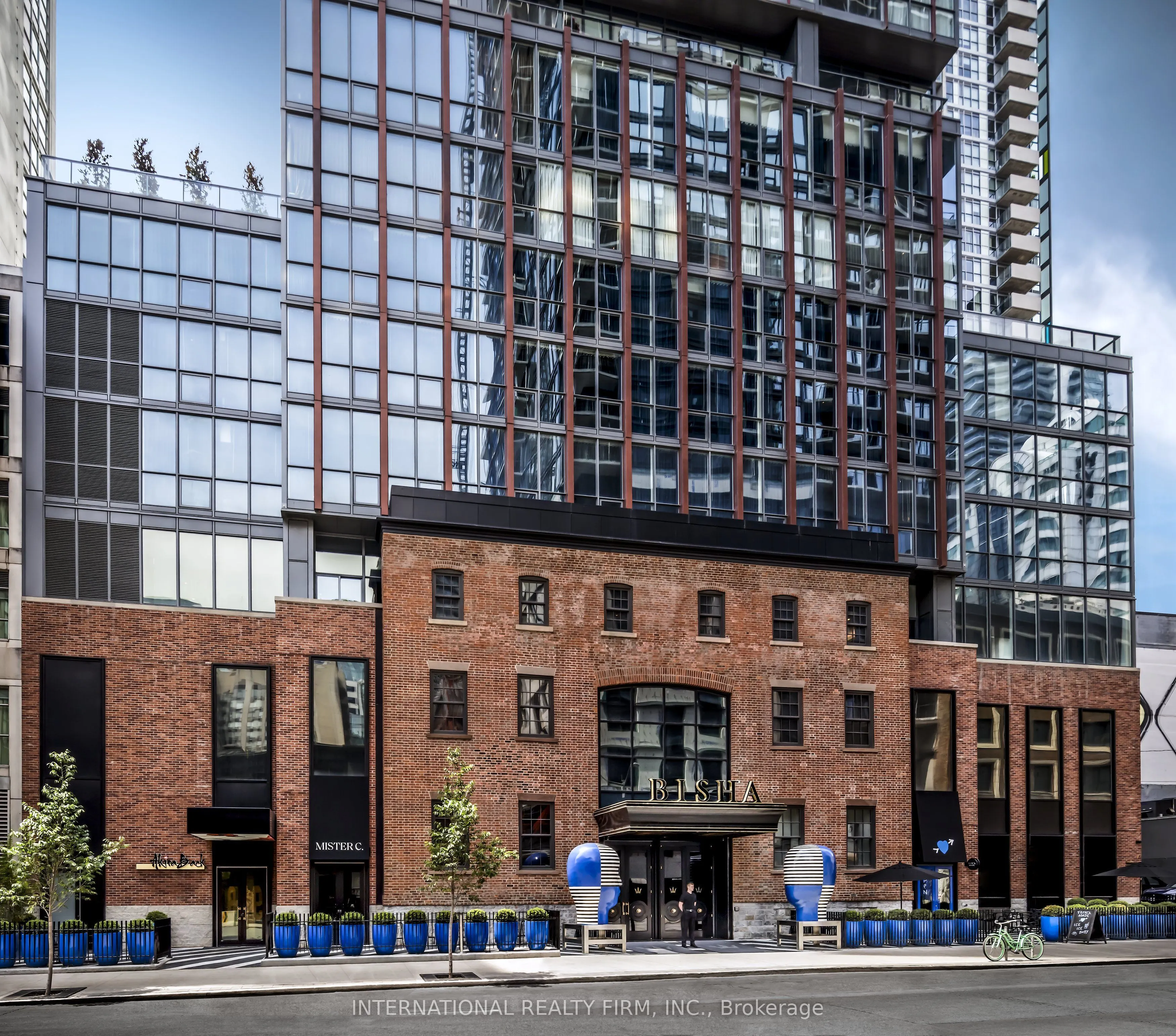 88 Blue Jays Way, #3804