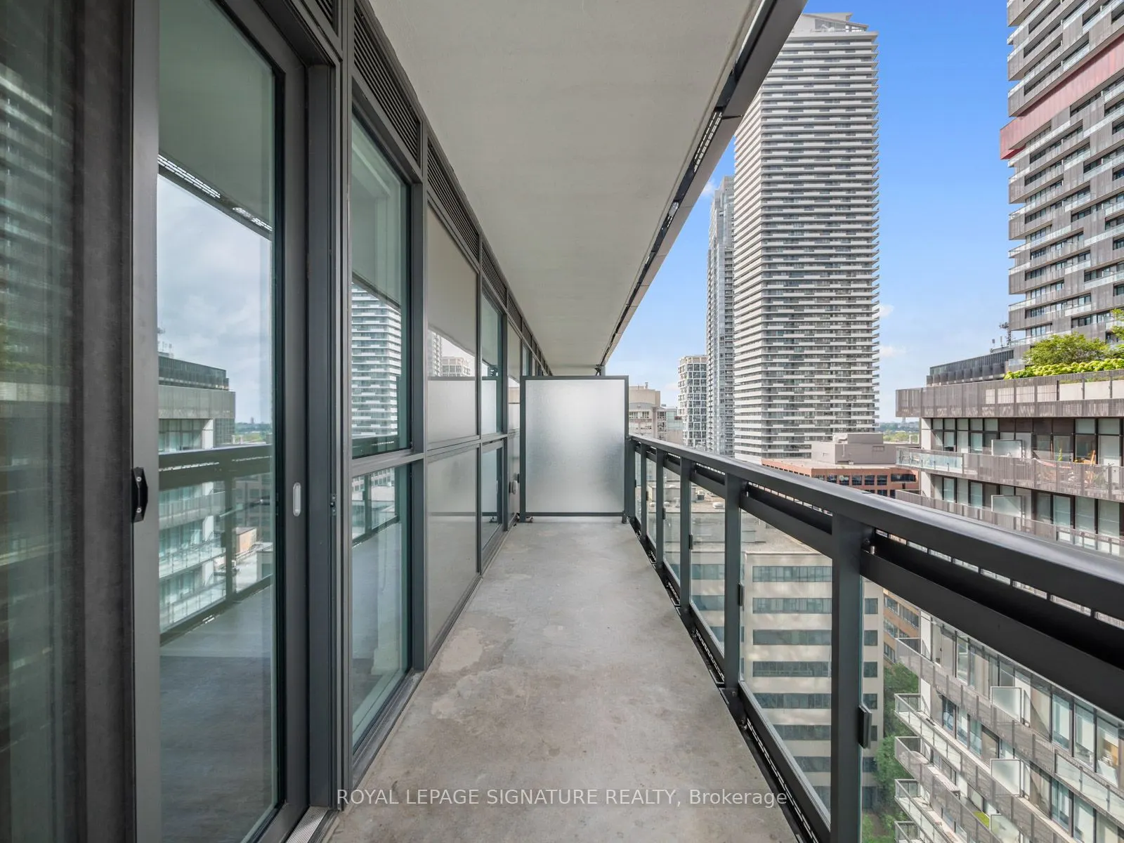 39 Roehampton Avenue, #1107