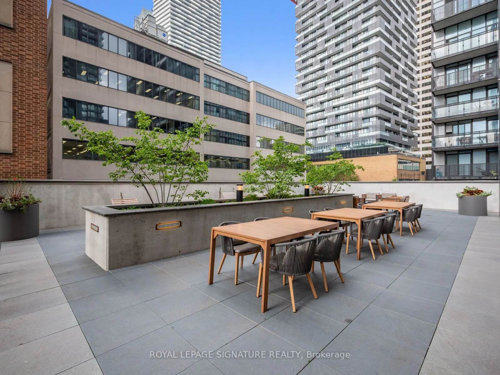 39 Roehampton Avenue, #1107