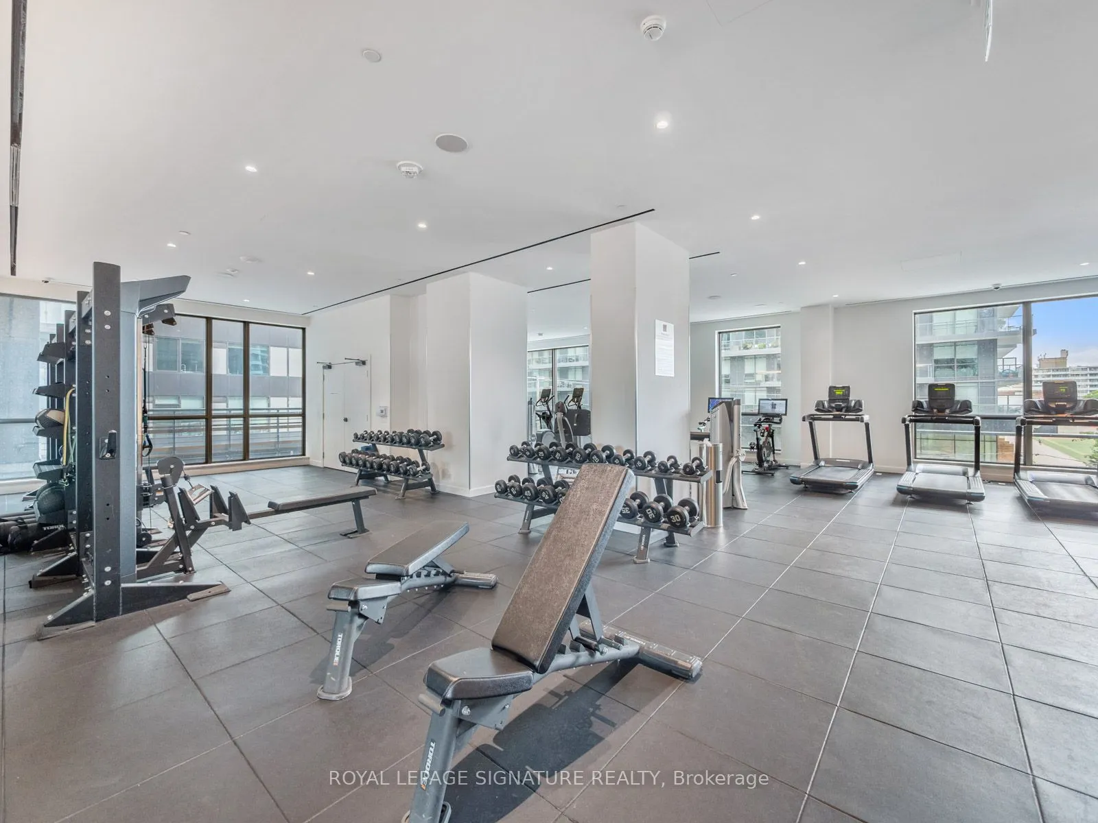 39 Roehampton Avenue, #1107