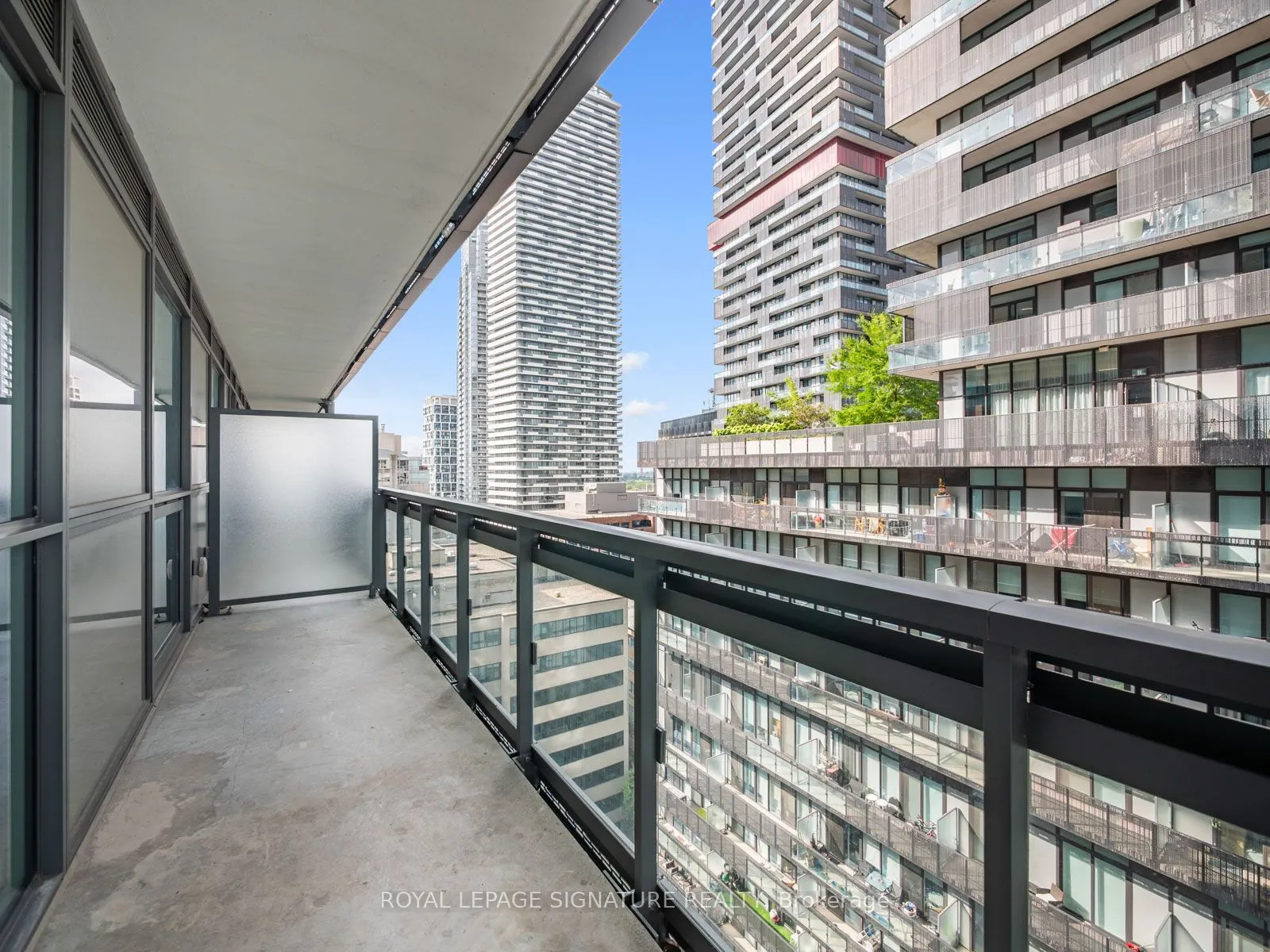 39 Roehampton Avenue, #1107