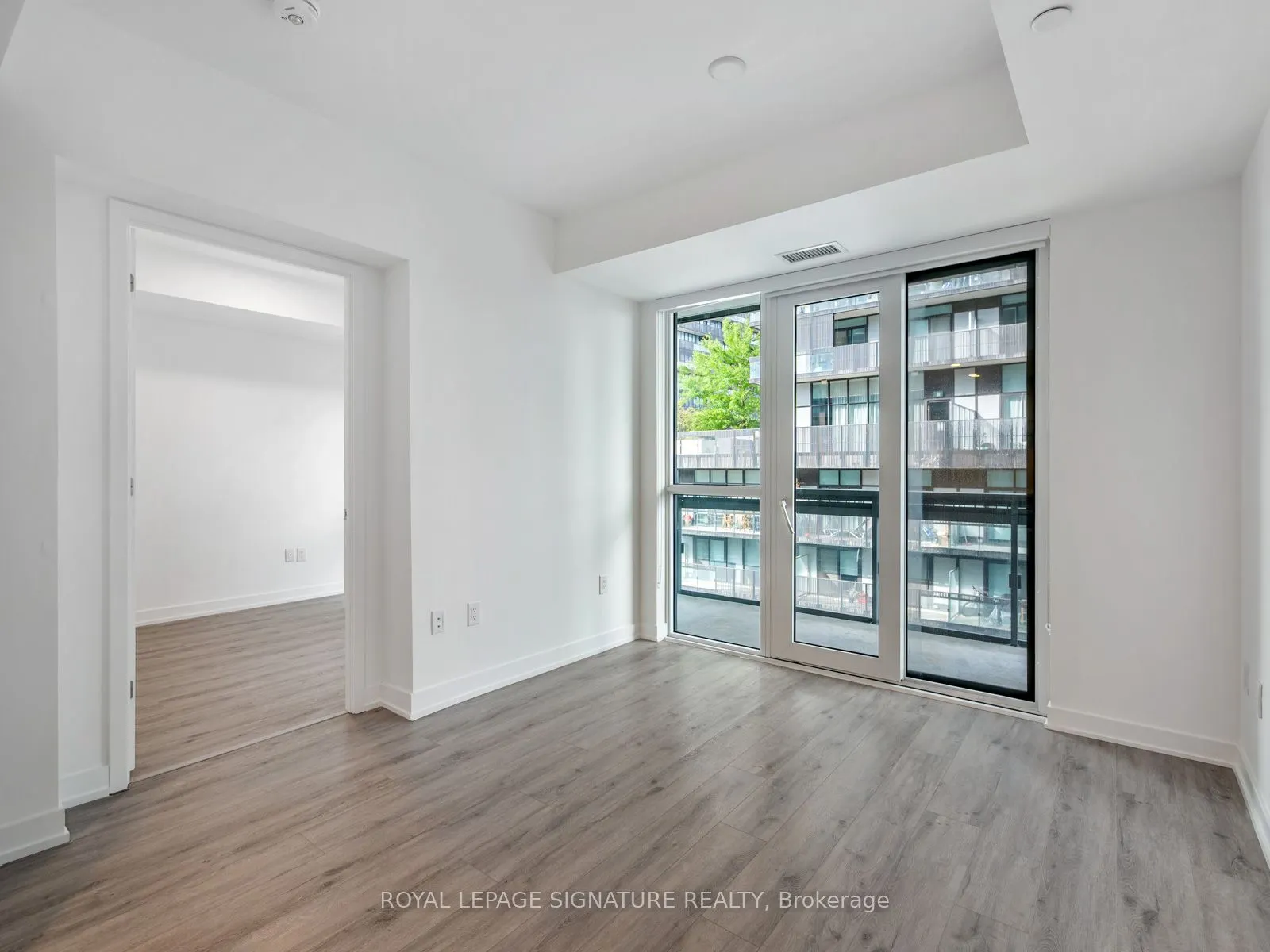 39 Roehampton Avenue, #1107