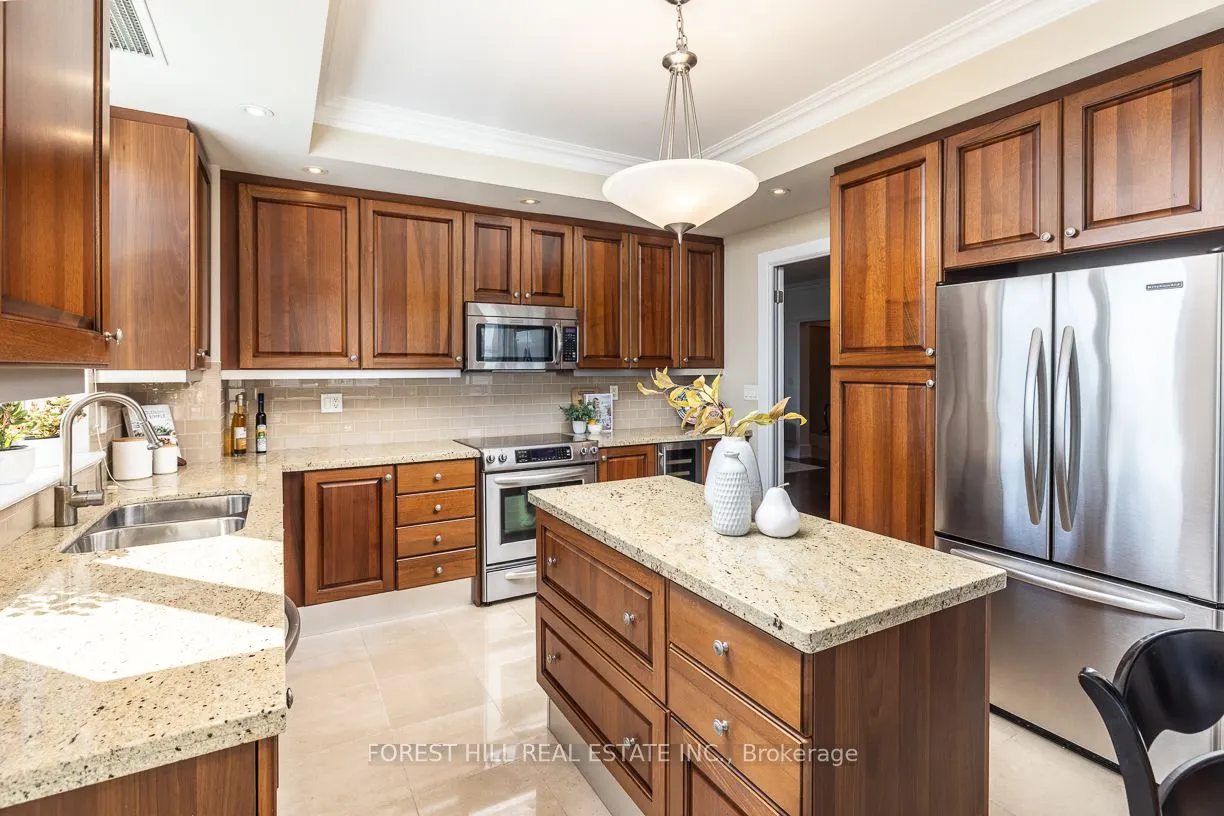 662 Sheppard Avenue E, #1603C