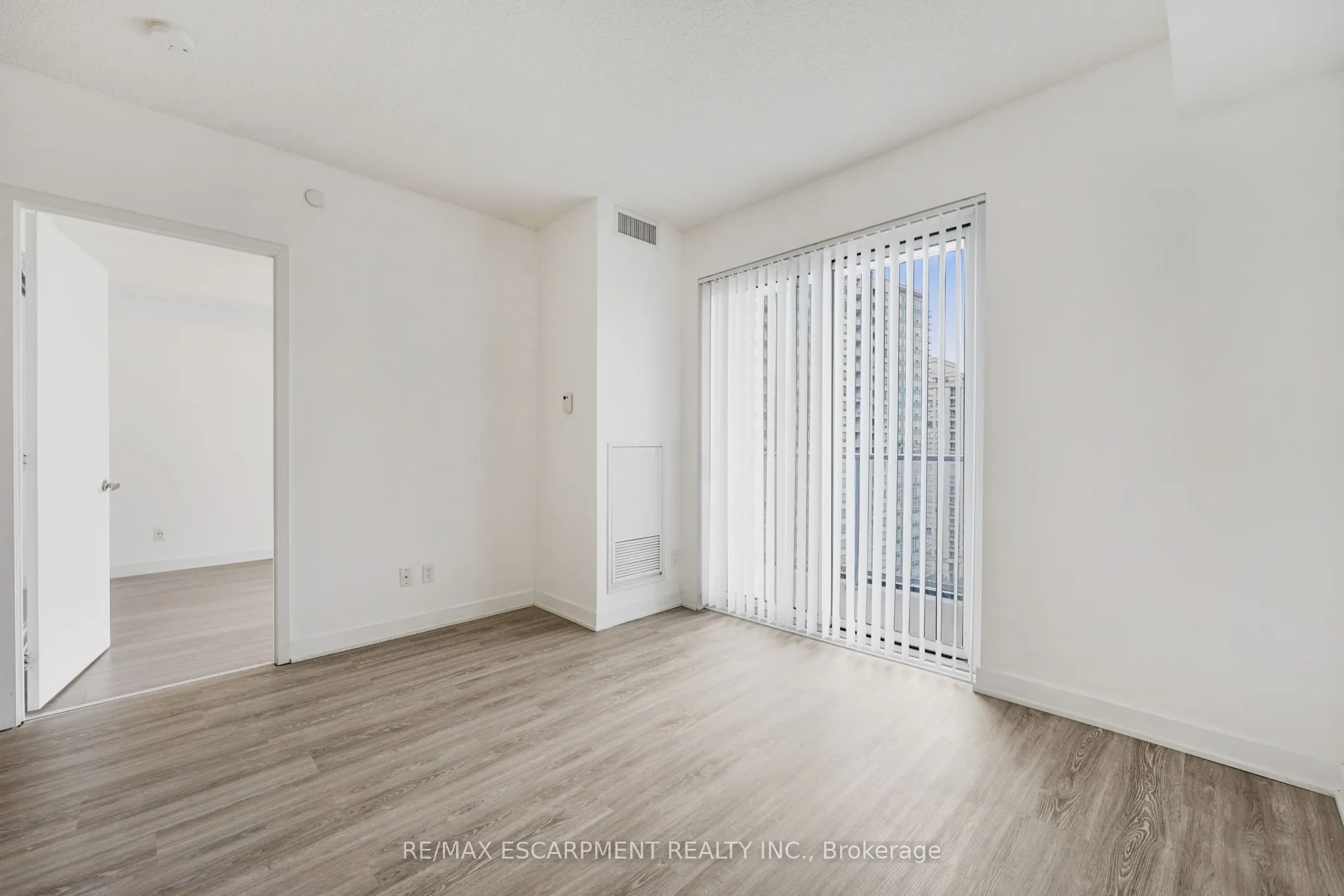 5180 Yonge Street, #1006
