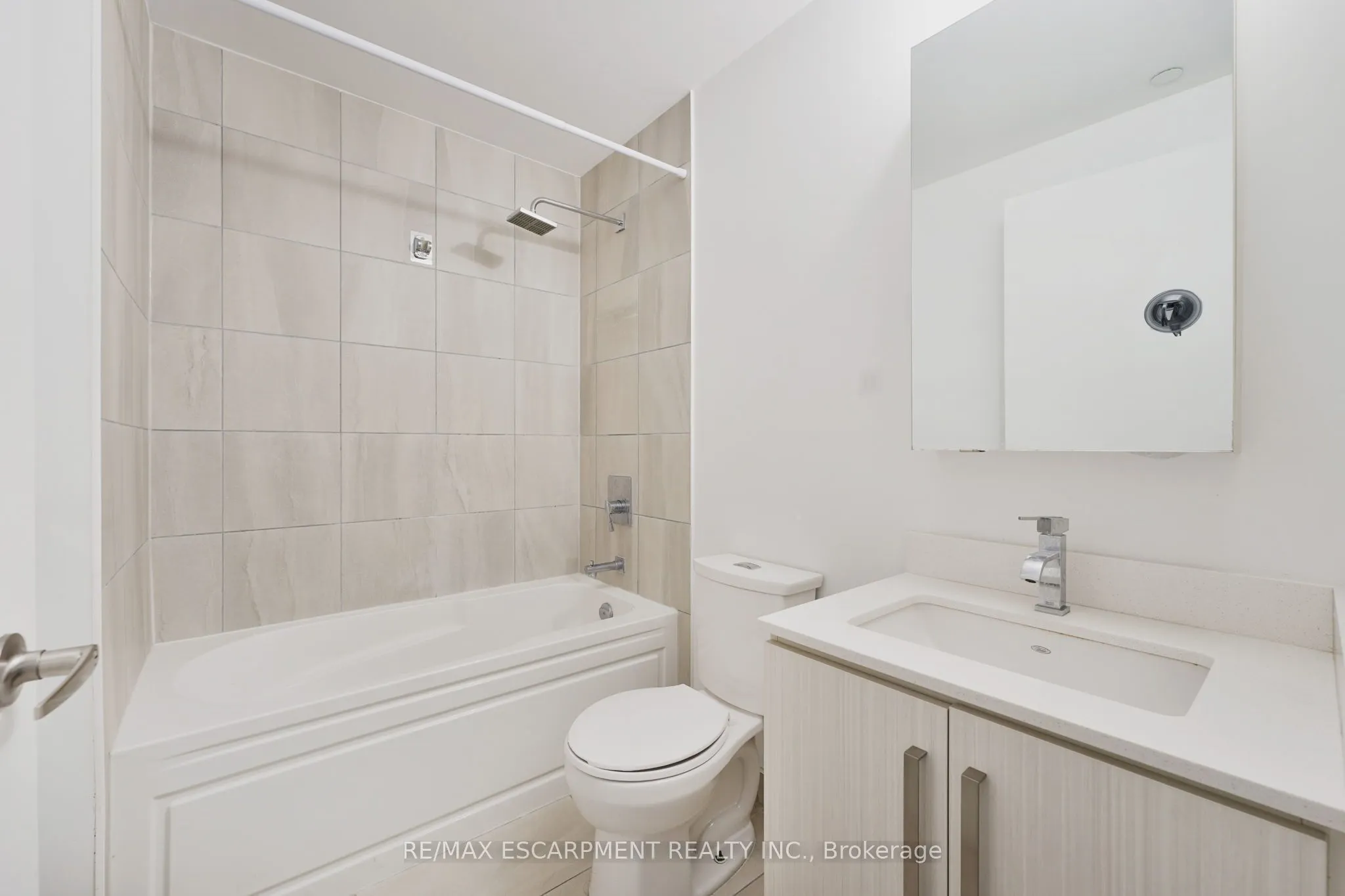 5180 Yonge Street, #1006